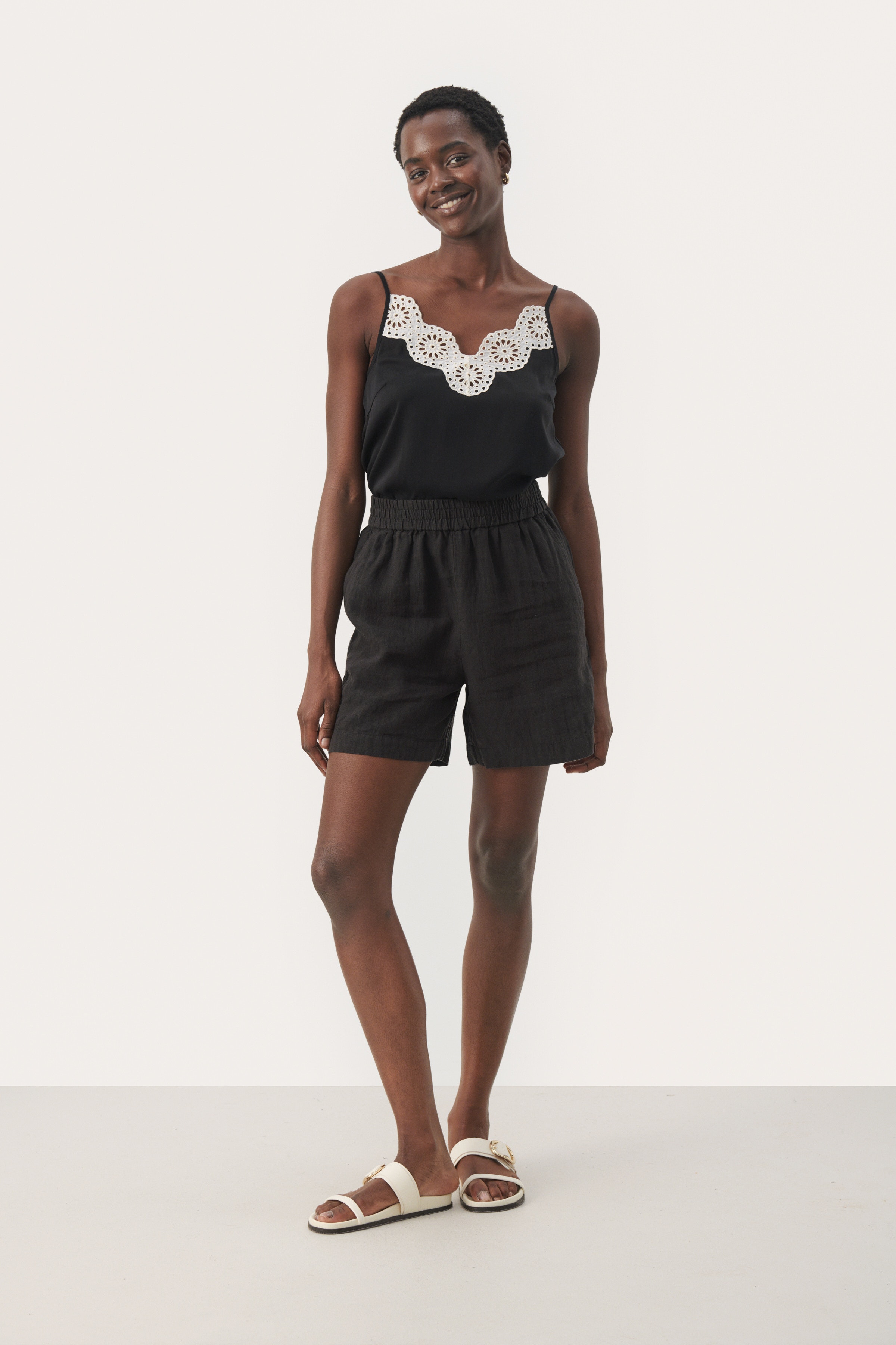 GerdPW Linneshorts LOOKBOOK FRONT 30308596-194008