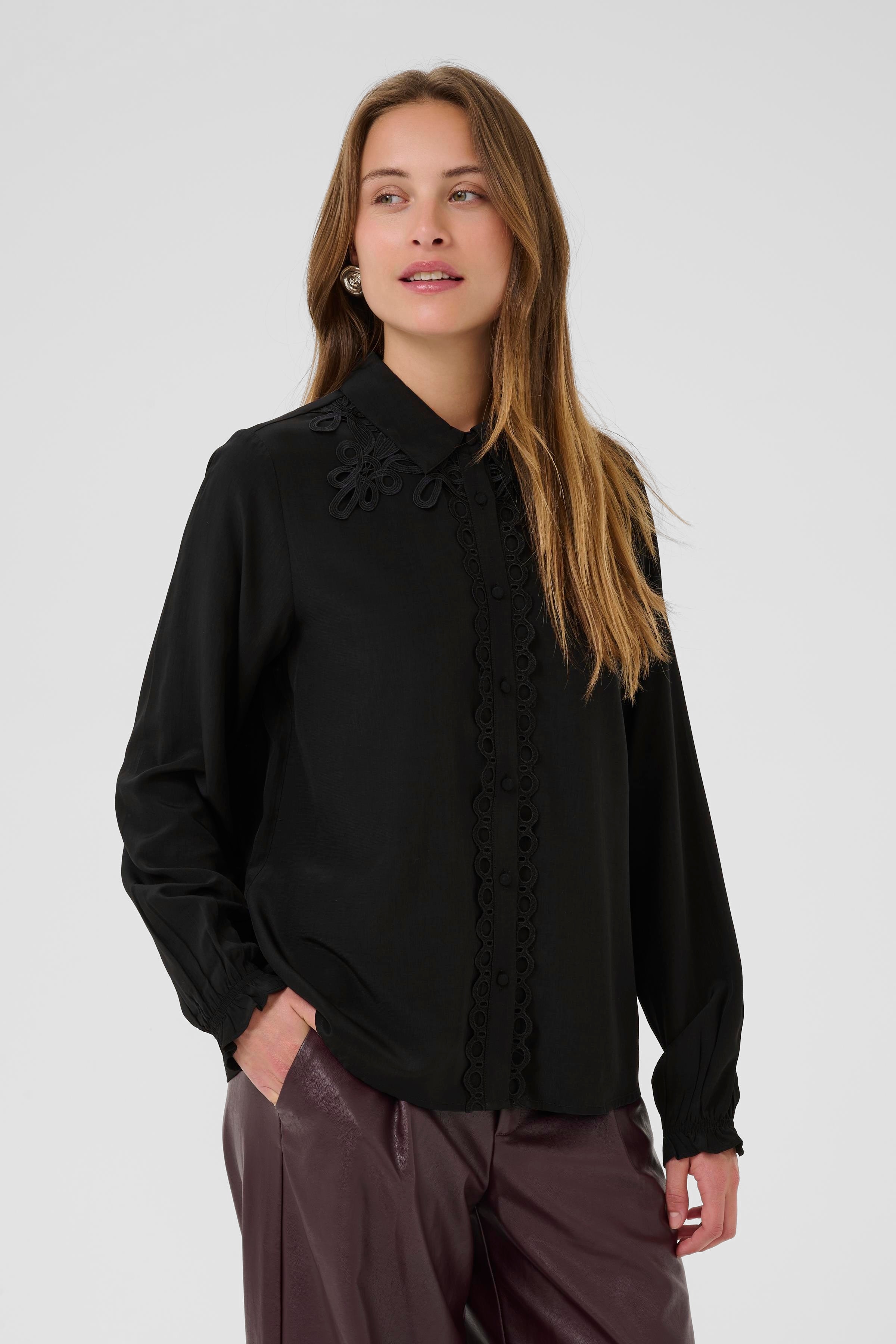 CUamanda Skjorte LOOKBOOK FRONT 50112356-500012