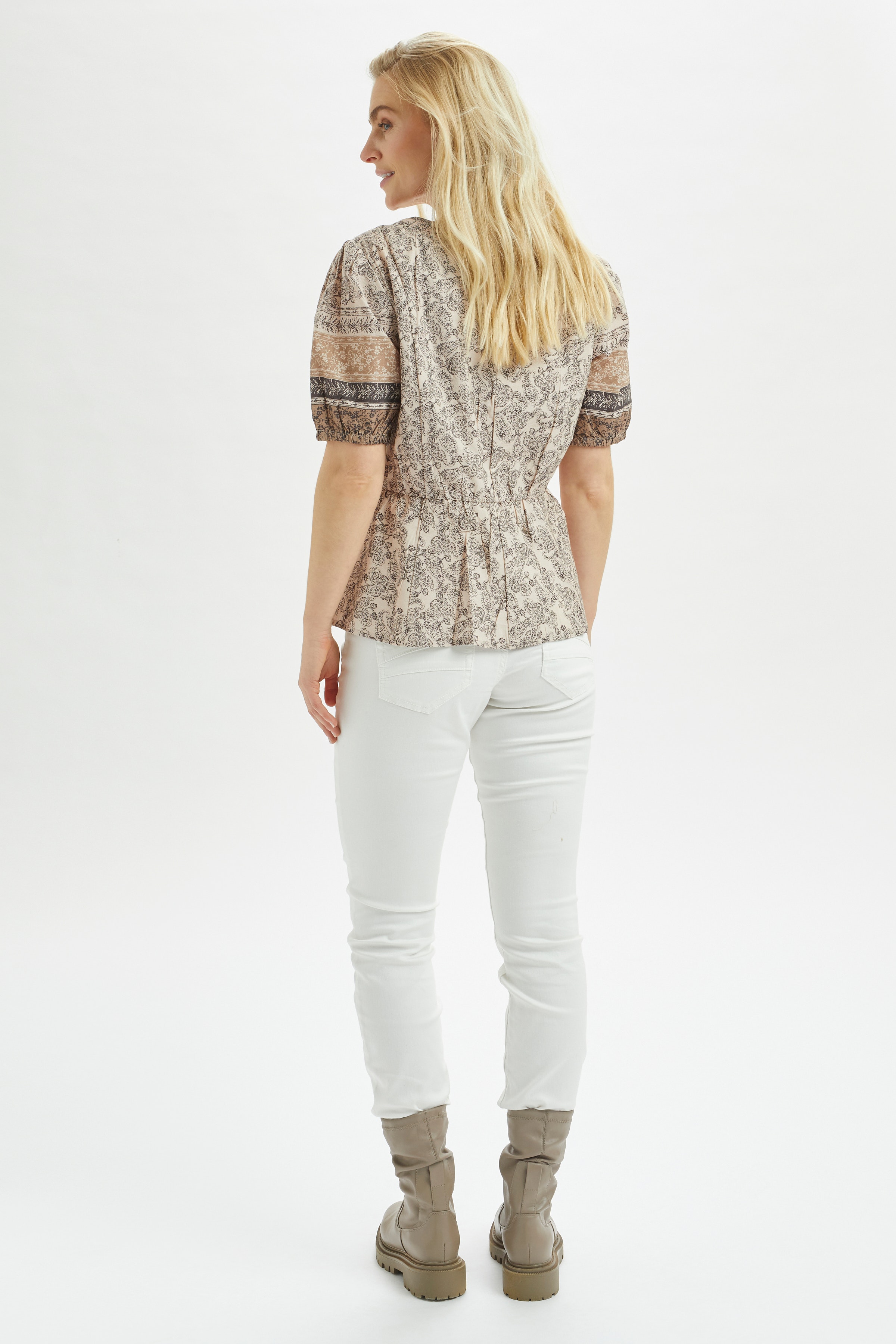 CRSvinga Kortermet bluse LOOKBOOK BACK 10650647-102031