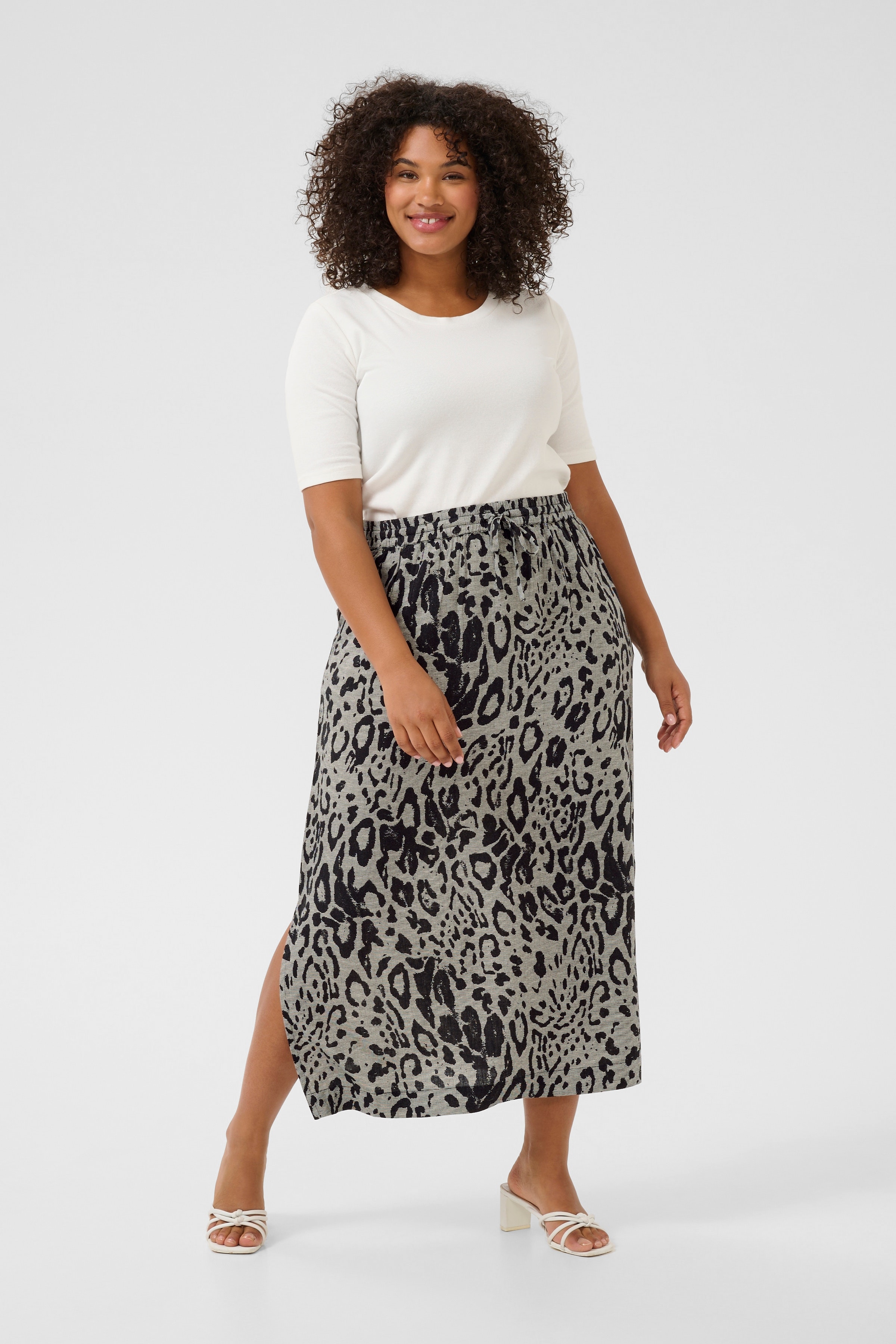 KCmille Hørnederdel LOOKBOOK FRONT 10583100-107126