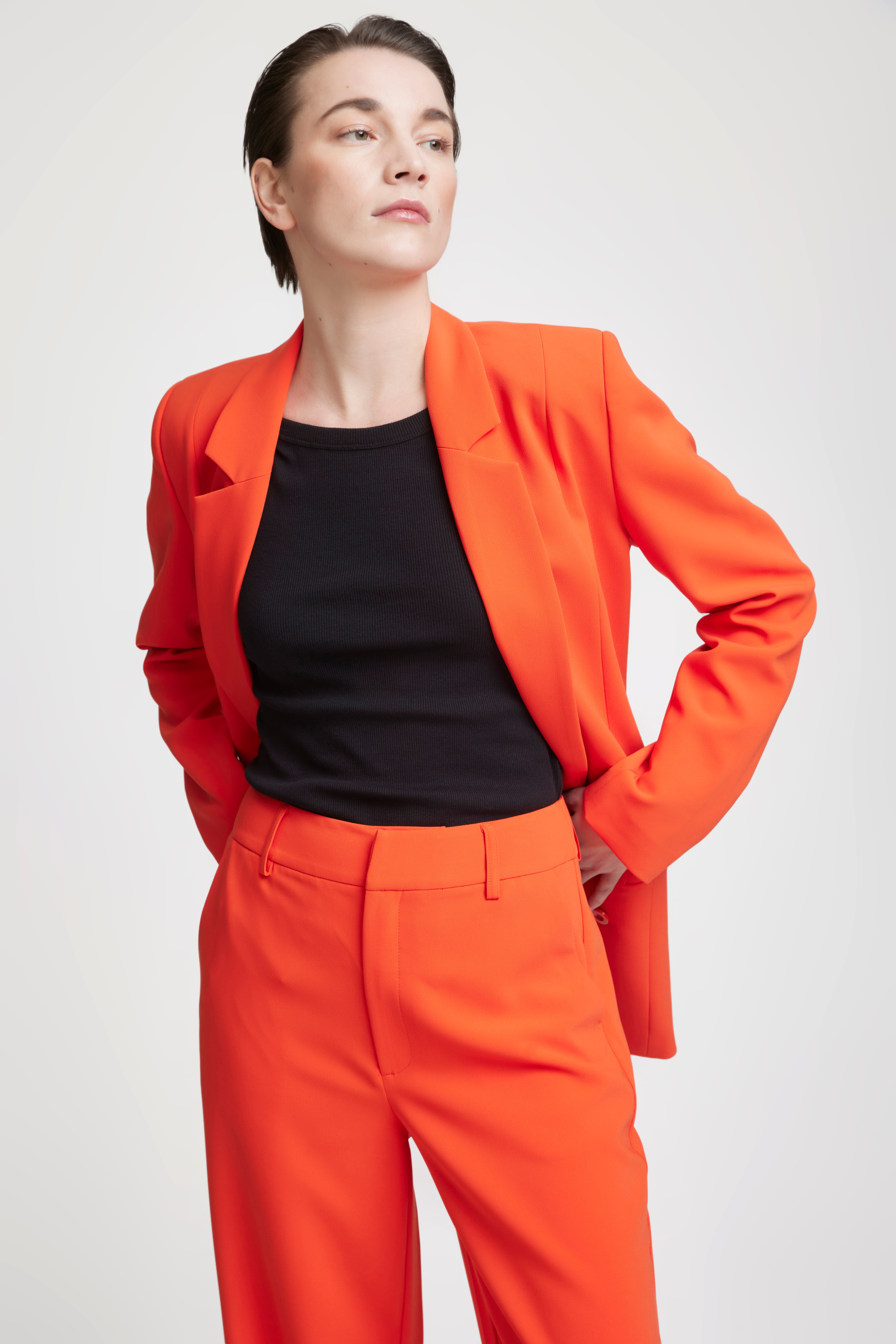 JoelleGZ Blazer LOOKBOOK FRONT 10906376-181559