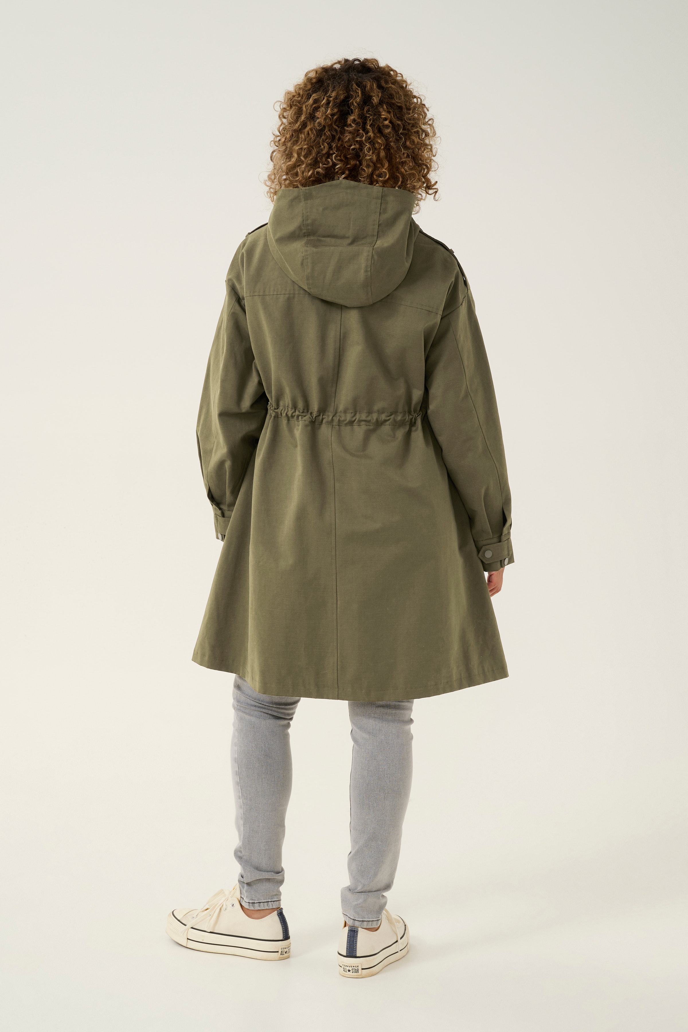 CRMaeve Outerwear LOOKBOOK FRONT 10613201-190403