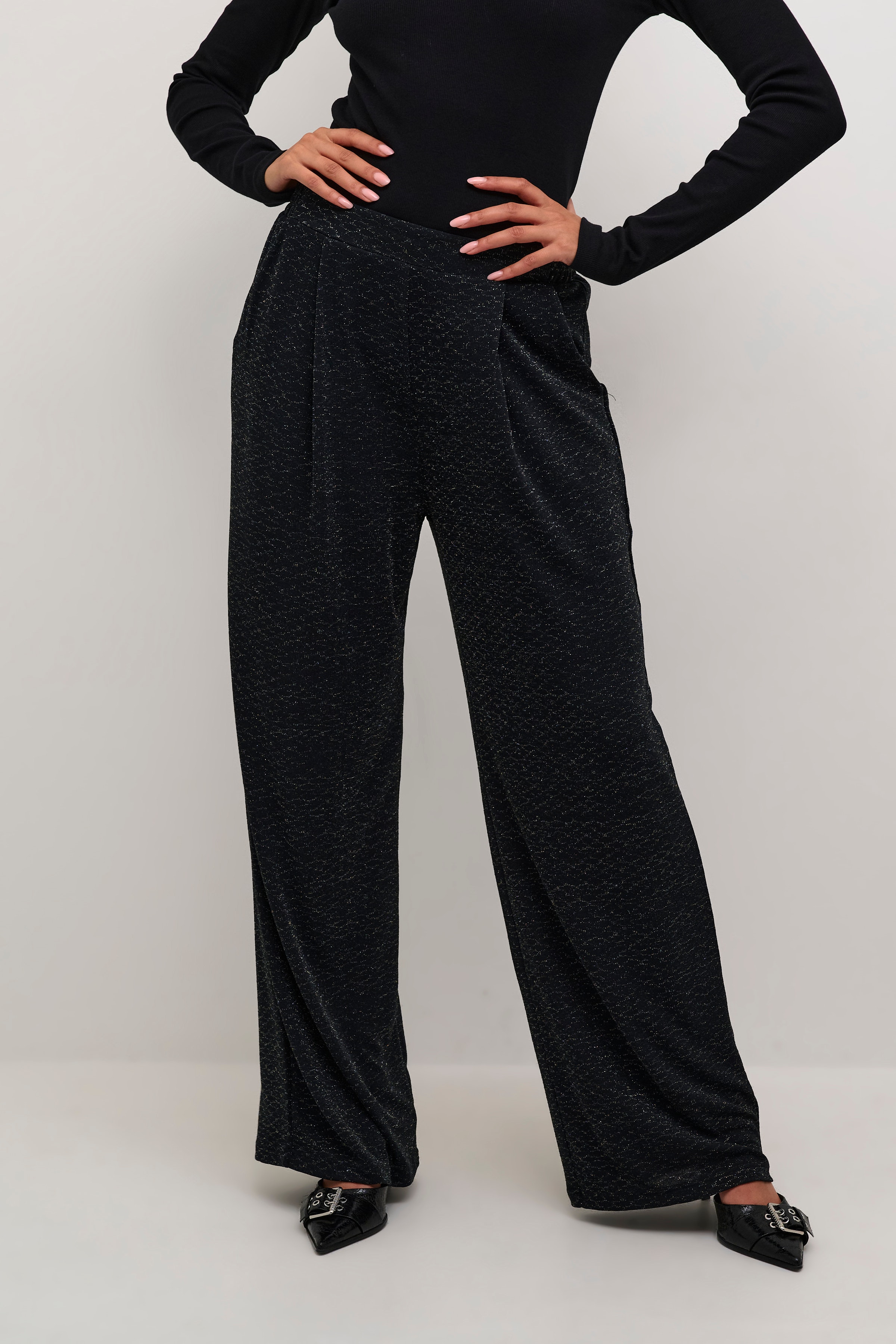 KAellie Trousers LOOKBOOK FRONT 10509265-106669