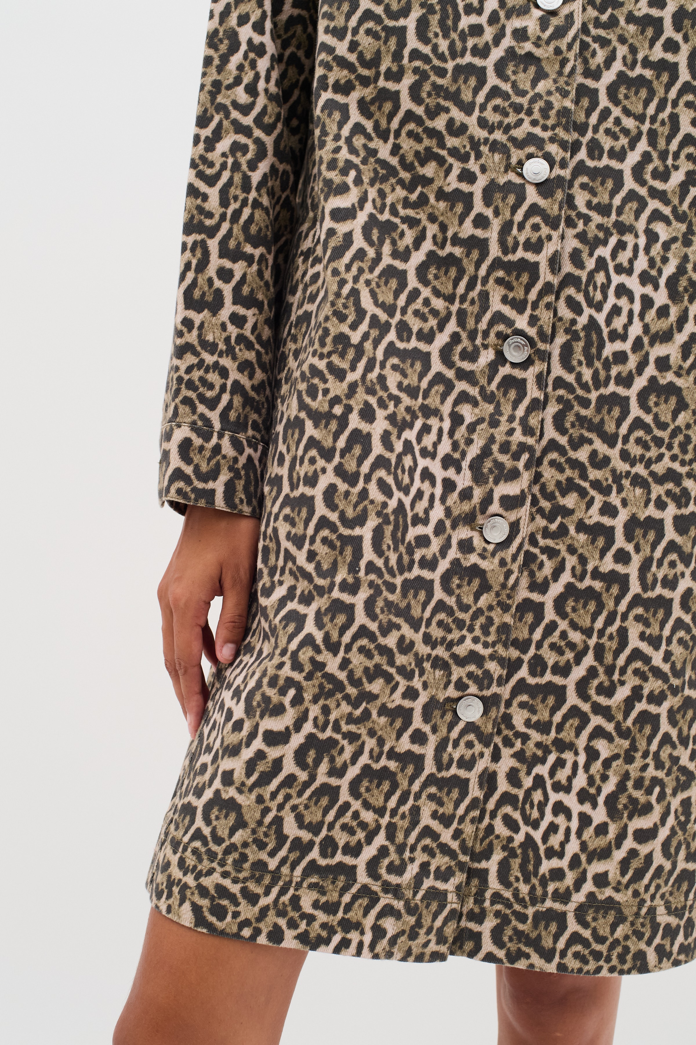 RiverIW Leopard Jurk LOOKBOOK DETAIL 30110498-300824