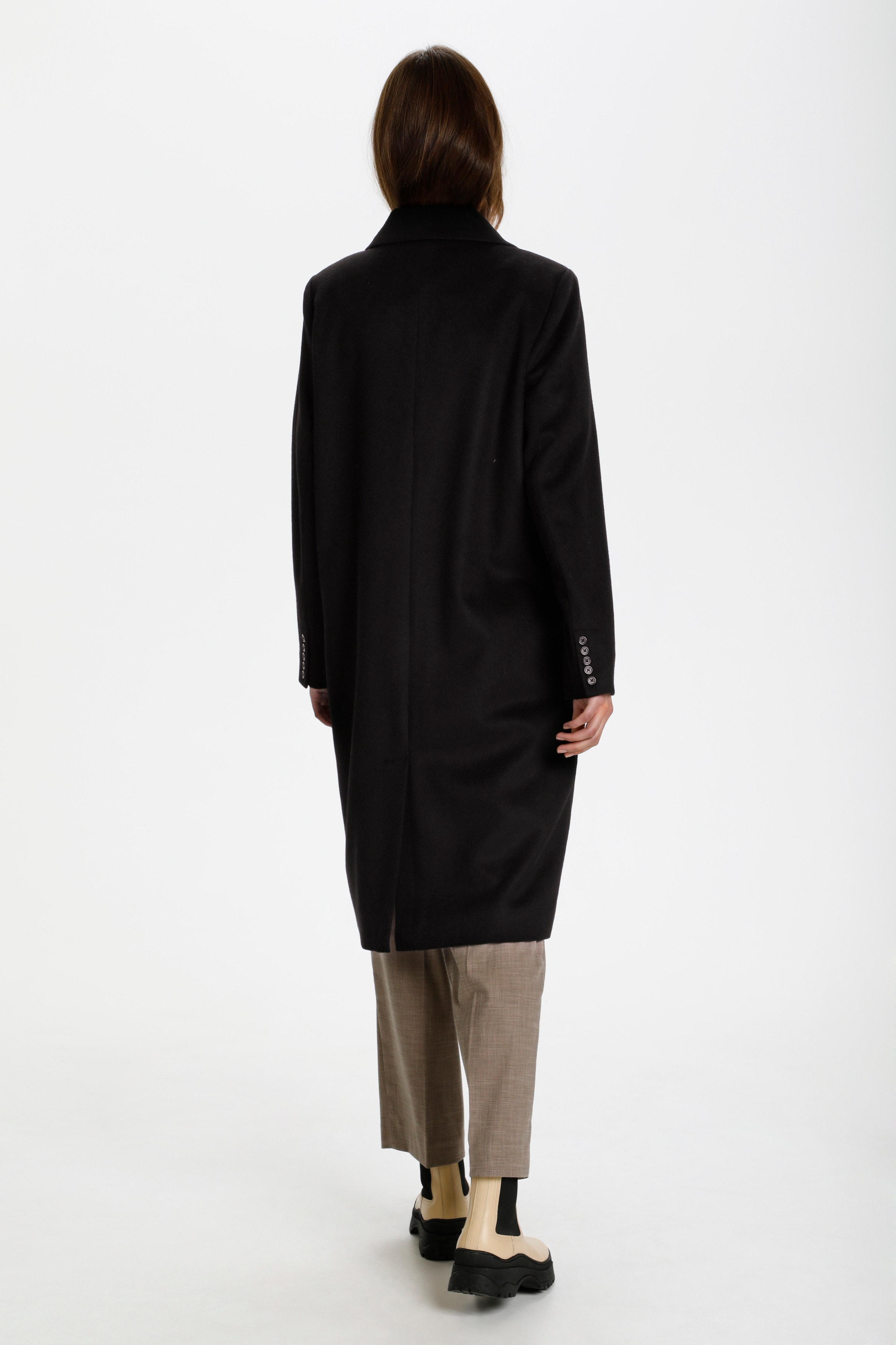  SLVancouver Coat

 LOOKBOOK BACK 30405551-194008