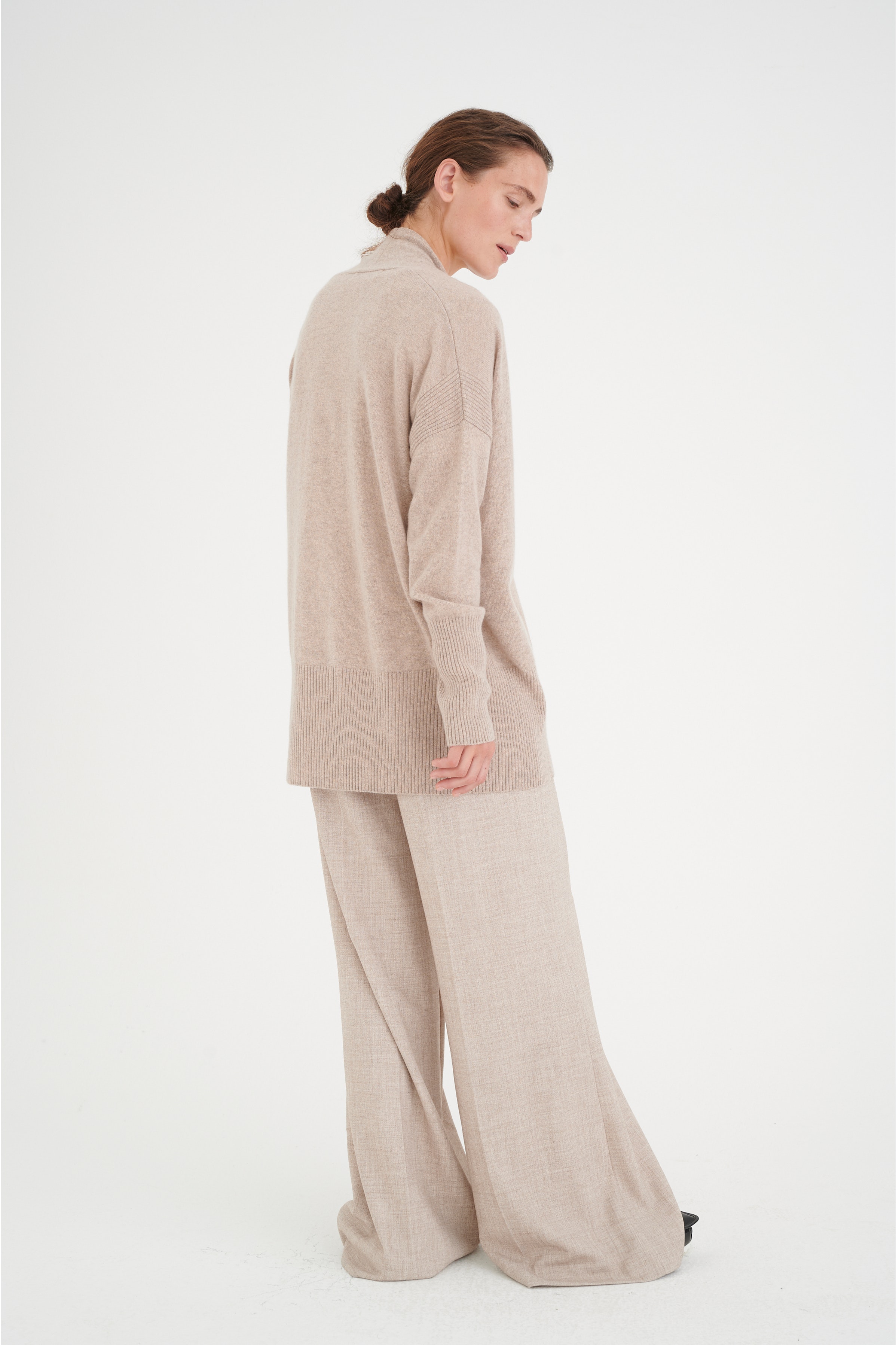 TaschIW Strikcardigan LOOKBOOK BACK 30106694-300868