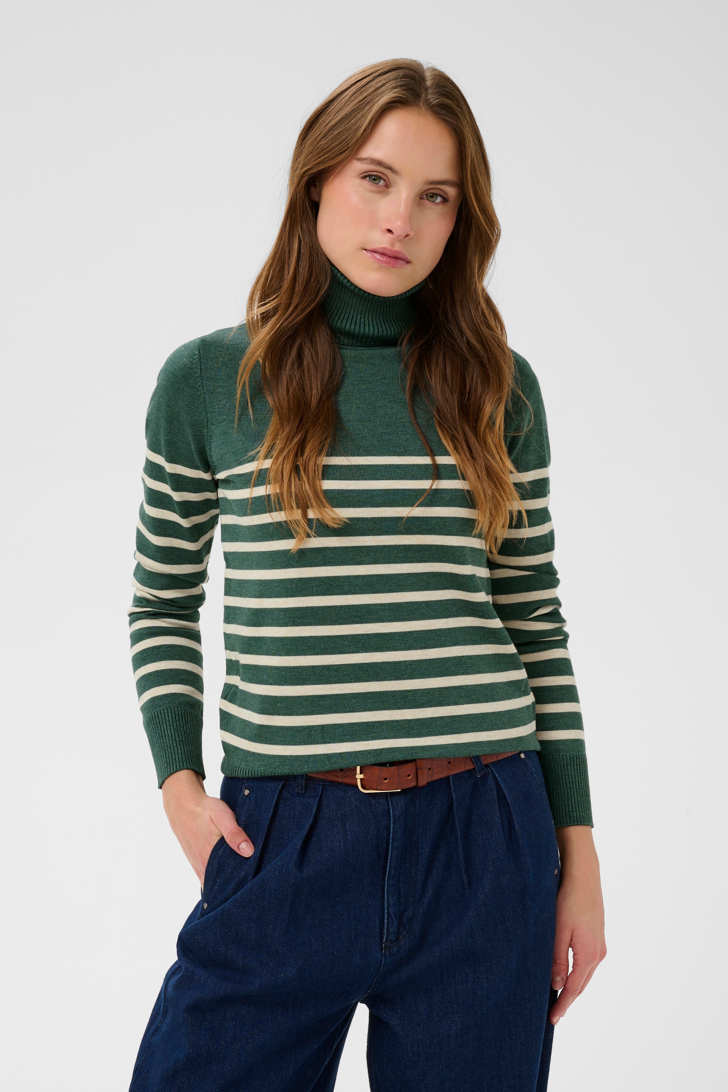 MilaSZ Pullover LOOKBOOK FRONT 30513772-304172