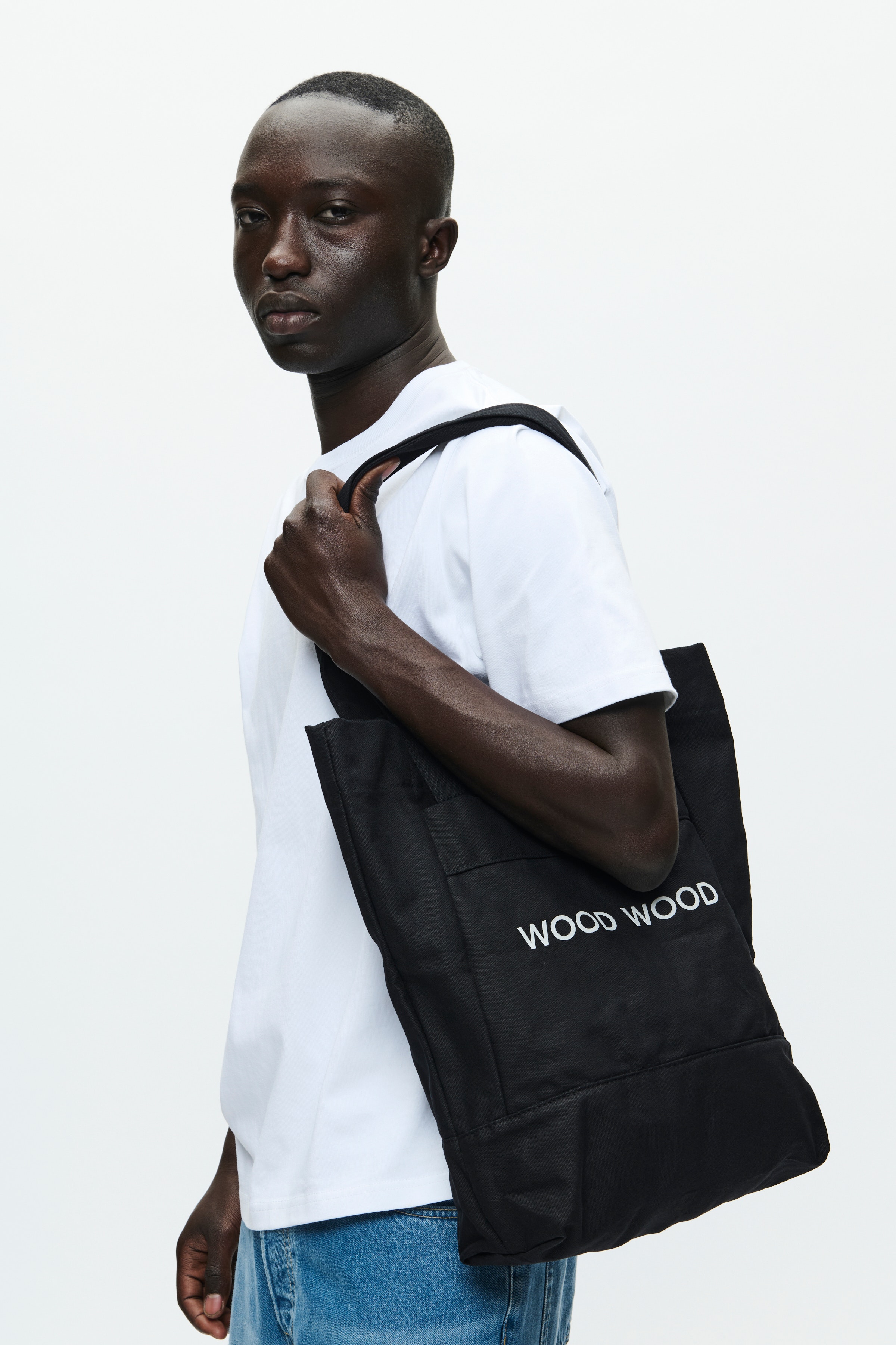 WWWade Väska LOOKBOOK FRONT 30252019-303700