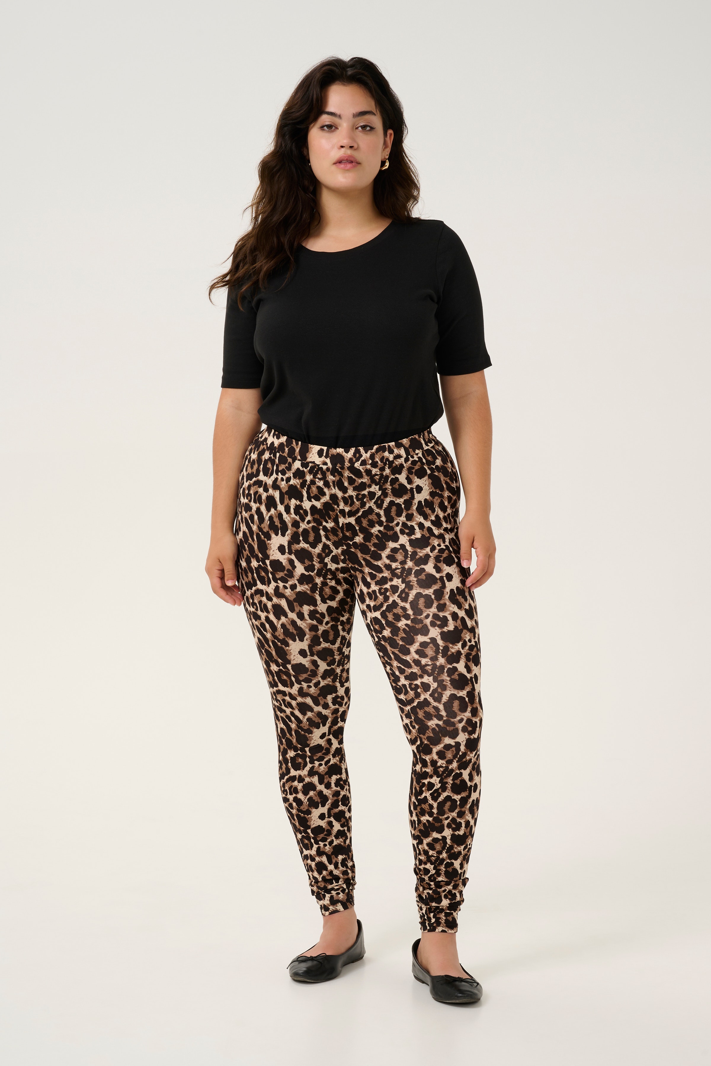 KCpeppi Leopardenleggings LOOKBOOK FRONT 10583148-101623