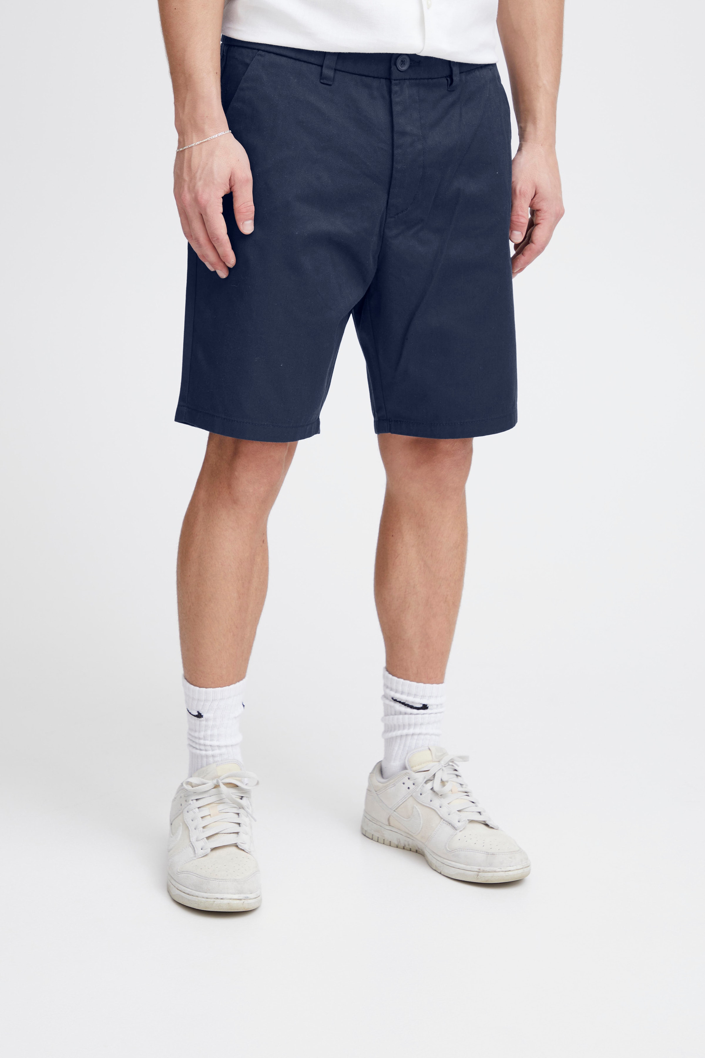 SDELDRIC Shorts LOOKBOOK FRONT 21107653-194010