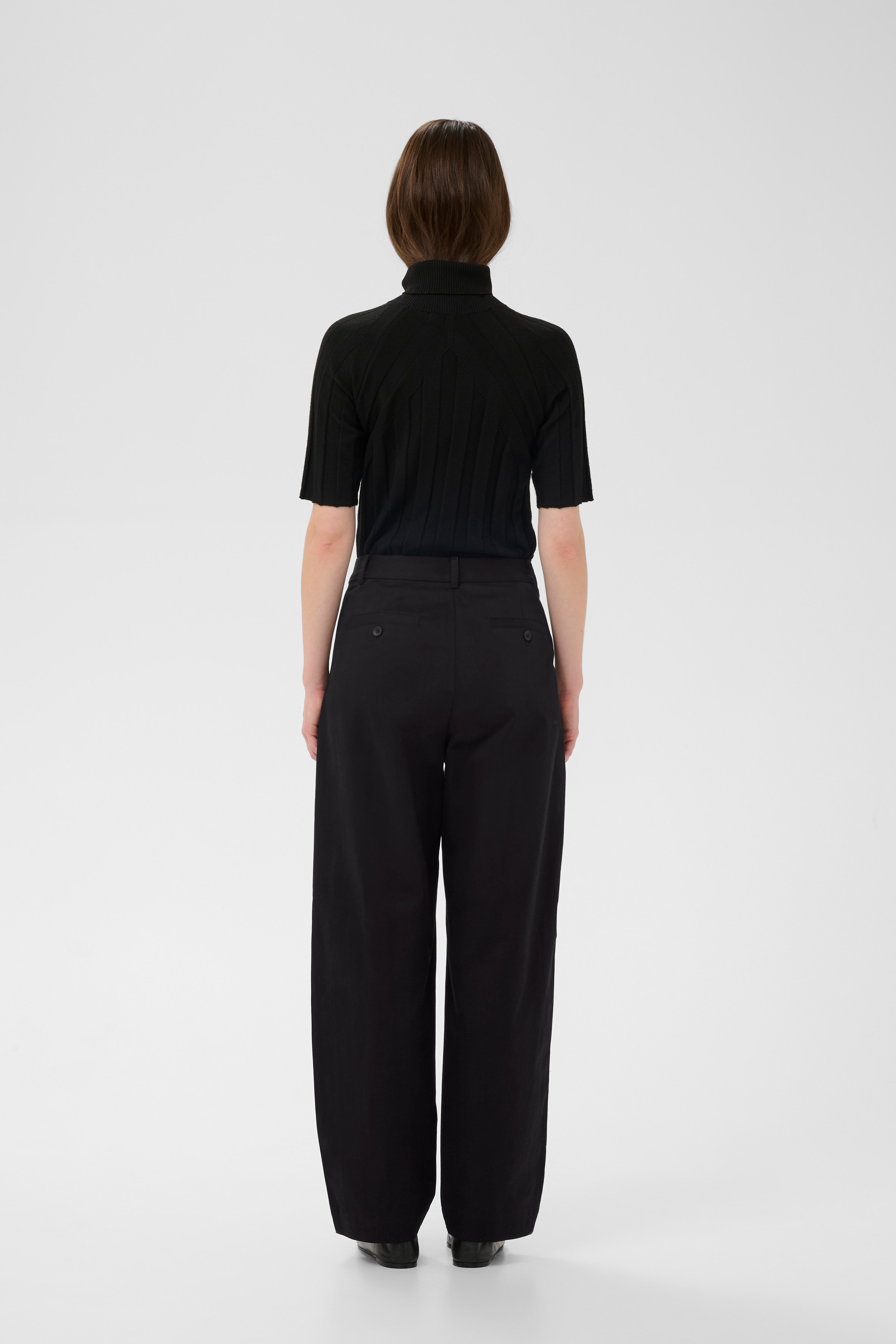 TinikkaIW Hose LOOKBOOK BACK 30111163-194008