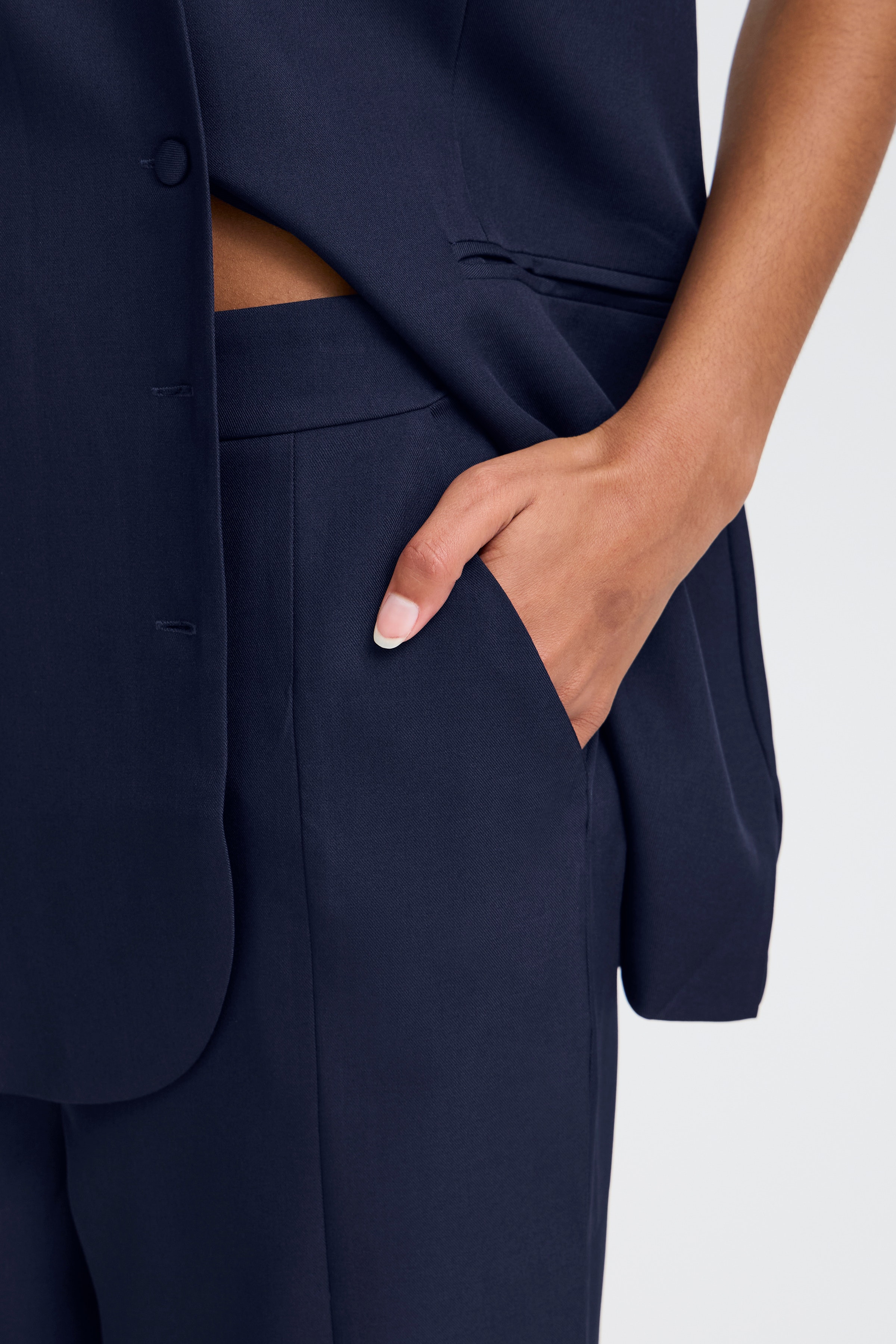 IXPETRA Trousers LOOKBOOK DETAIL 20123616-194010