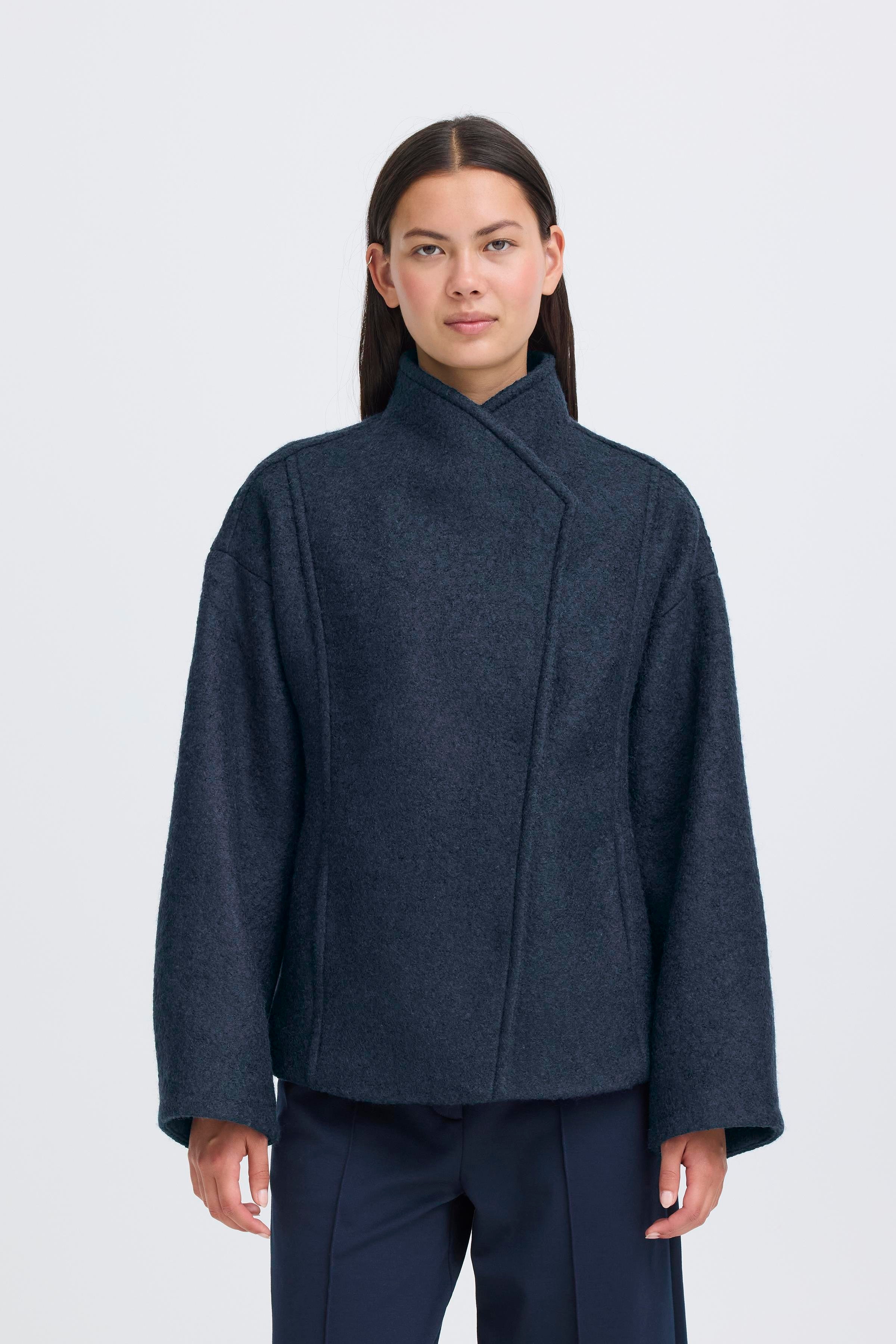 IHSTIPA Oberbekleidung LOOKBOOK FRONT 20123088-194013