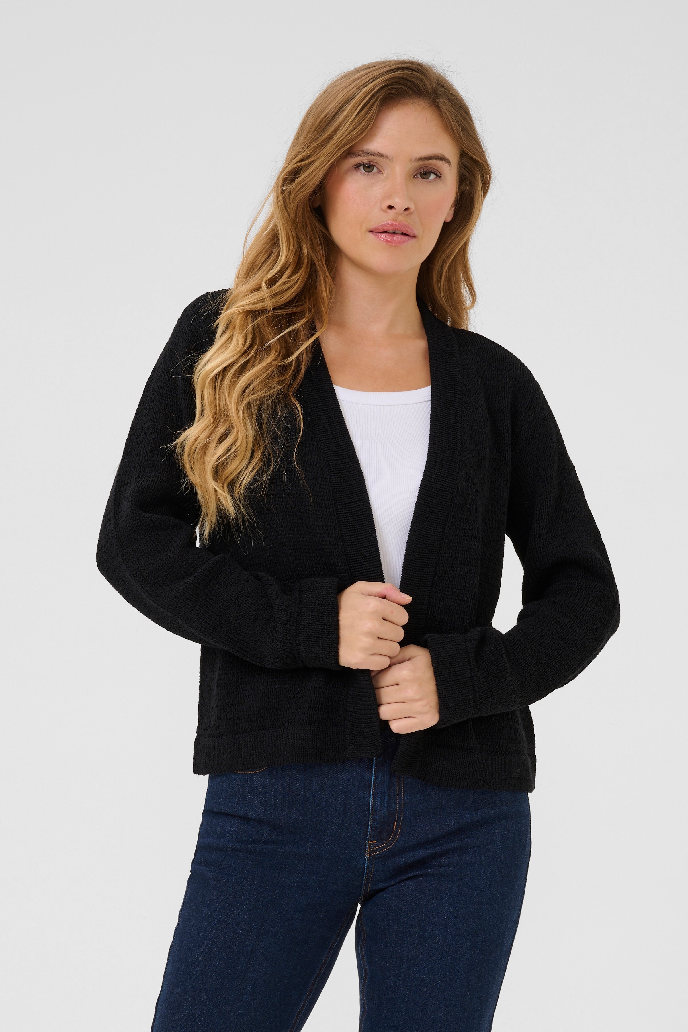 KAsevita Cardigan LOOKBOOK FRONT 10509820-100121