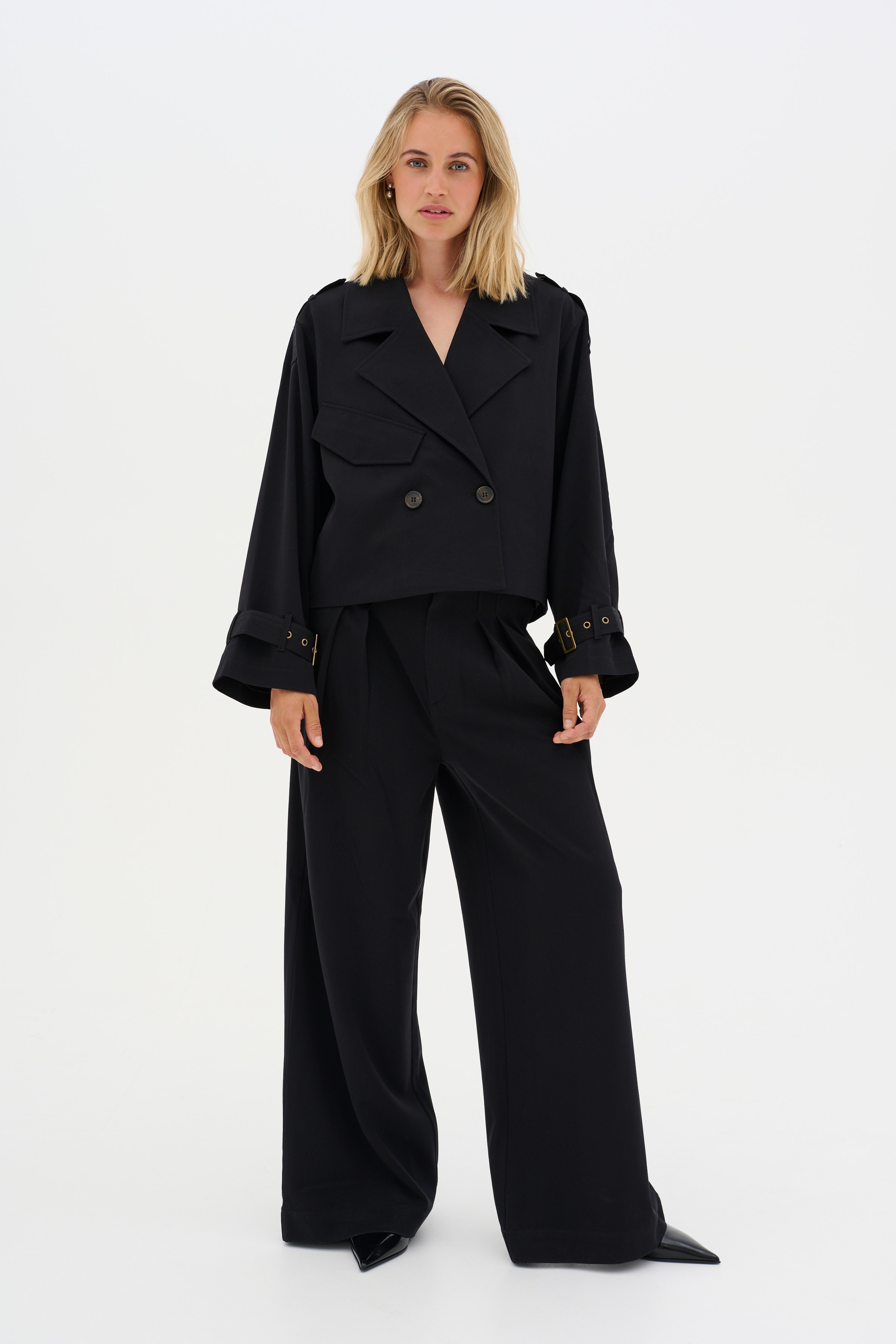 SilleMW Kort trenchcoat LOOKBOOK FRONT 10704806-100031