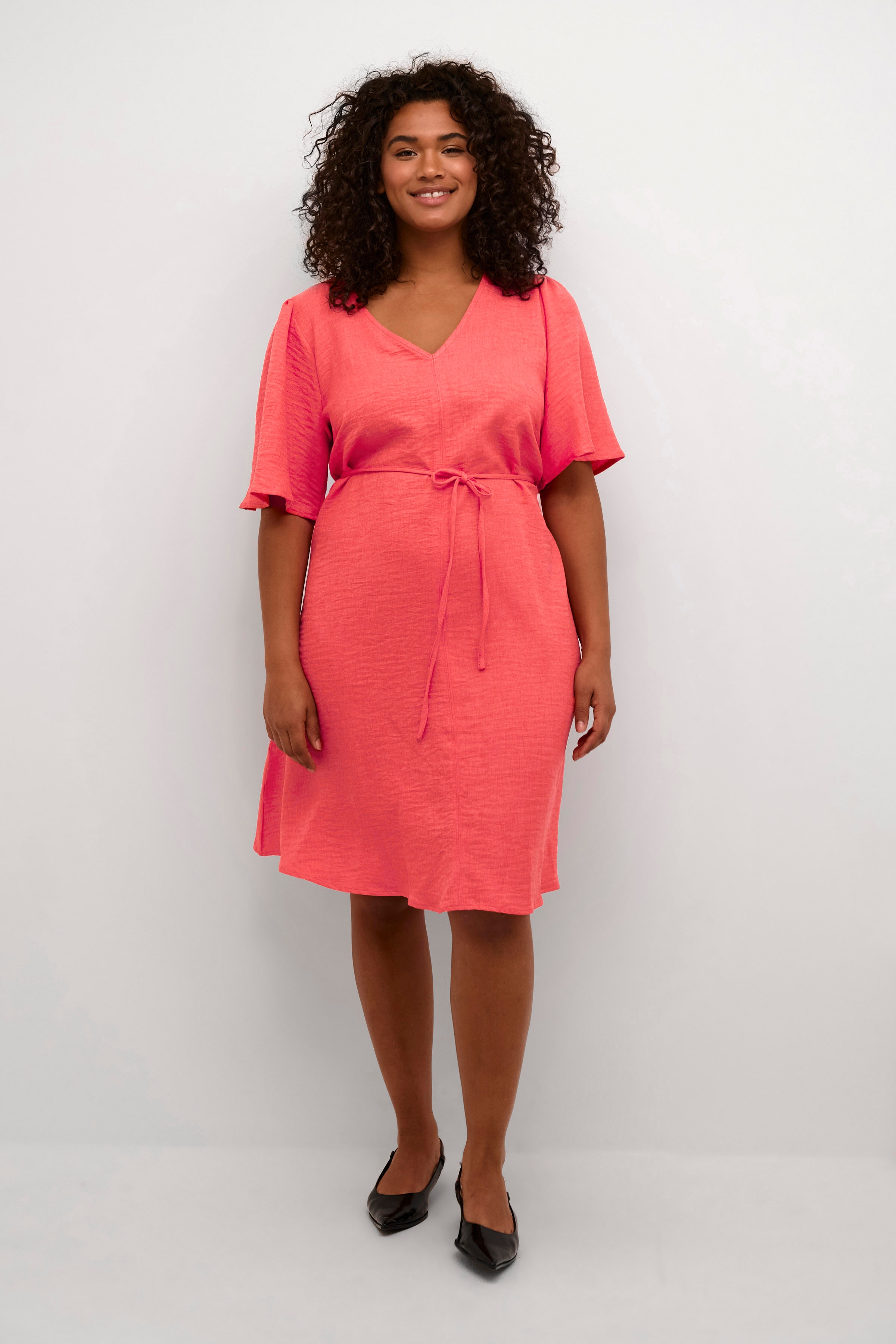 KCelisa Kleid LOOKBOOK FRONT 10582806-106764