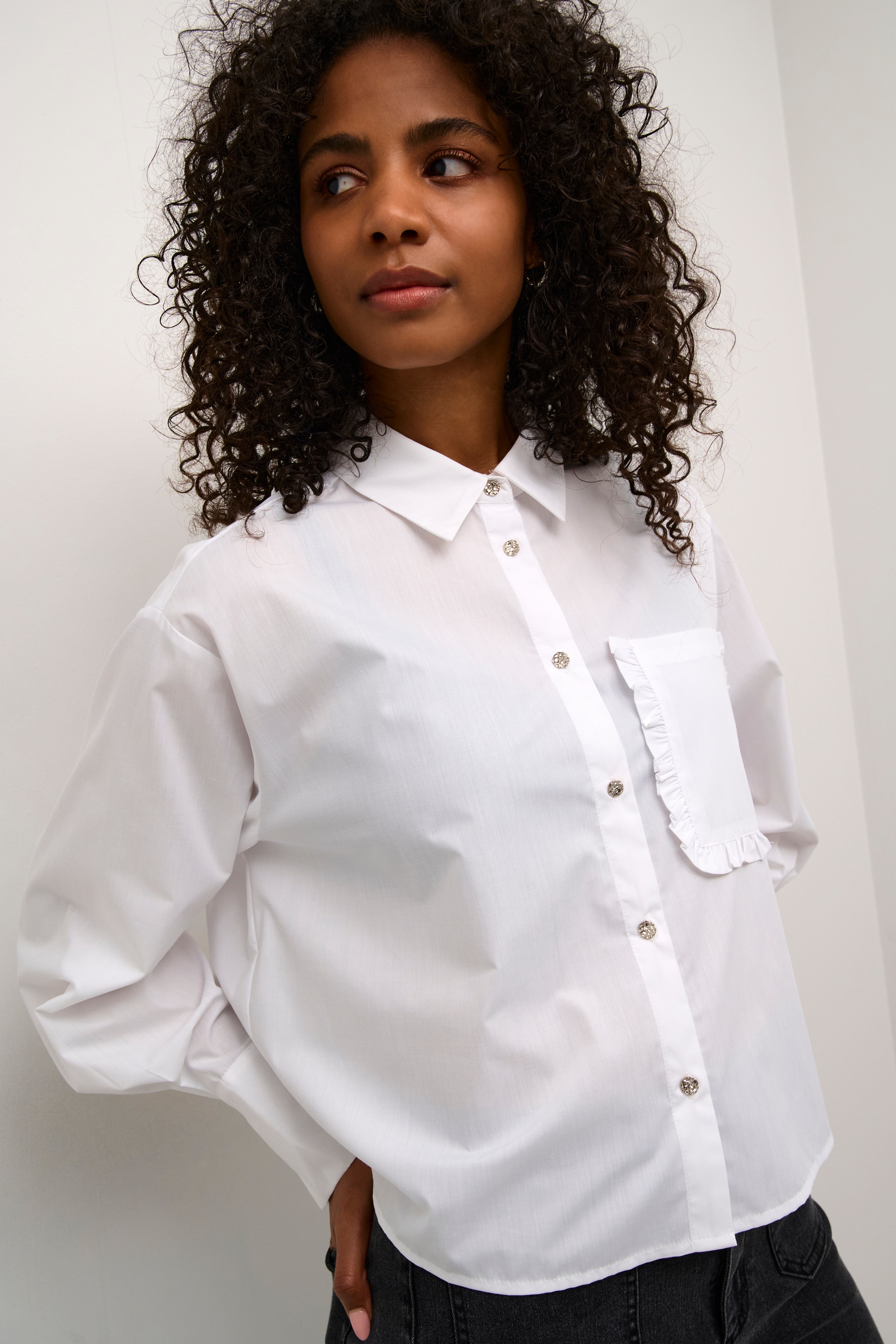 KAemma Shirt LOOKBOOK DETAIL 10509426-110601