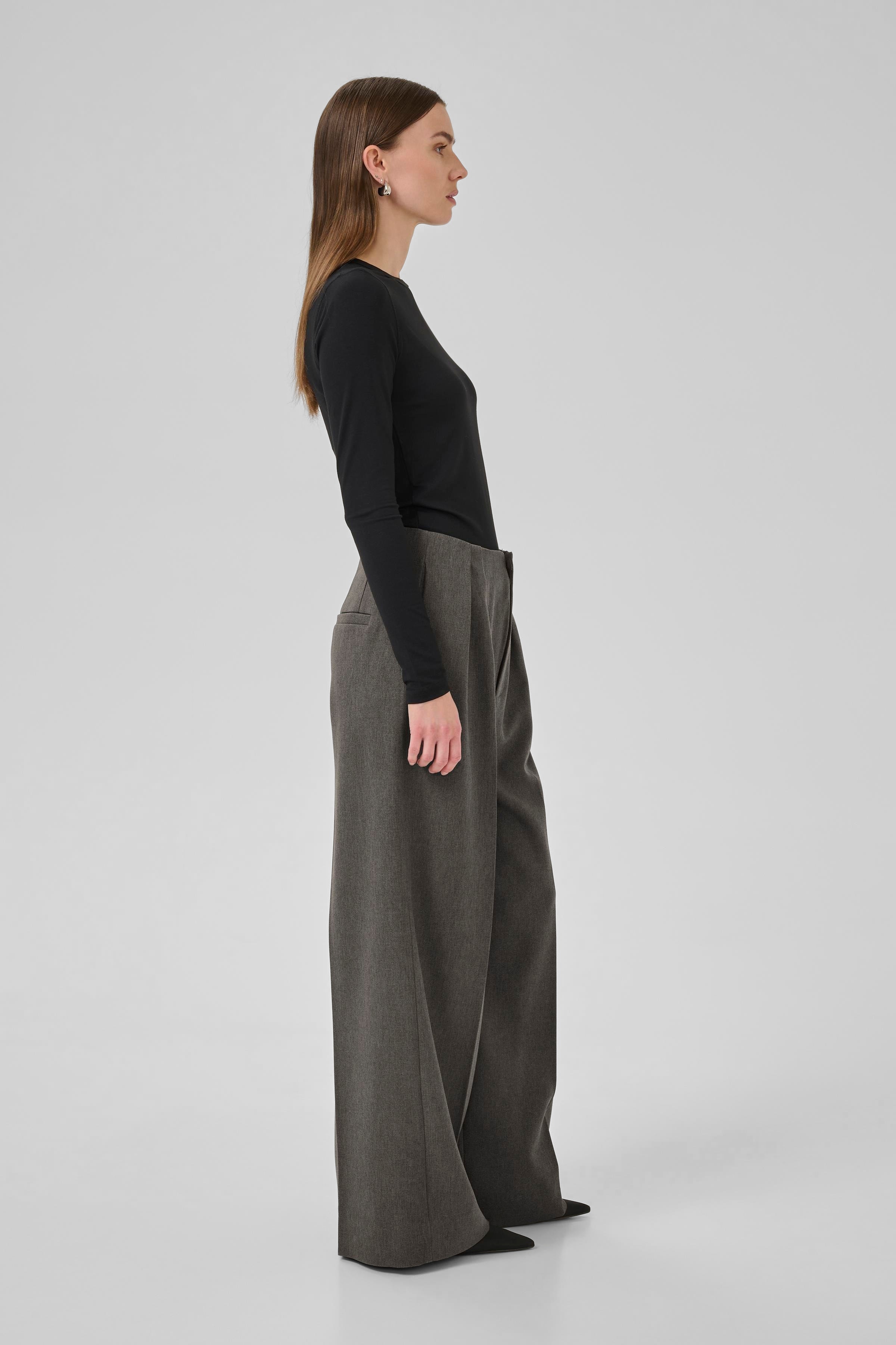 SpaceMW Trousers LOOKBOOK DETAIL 10705279-193906