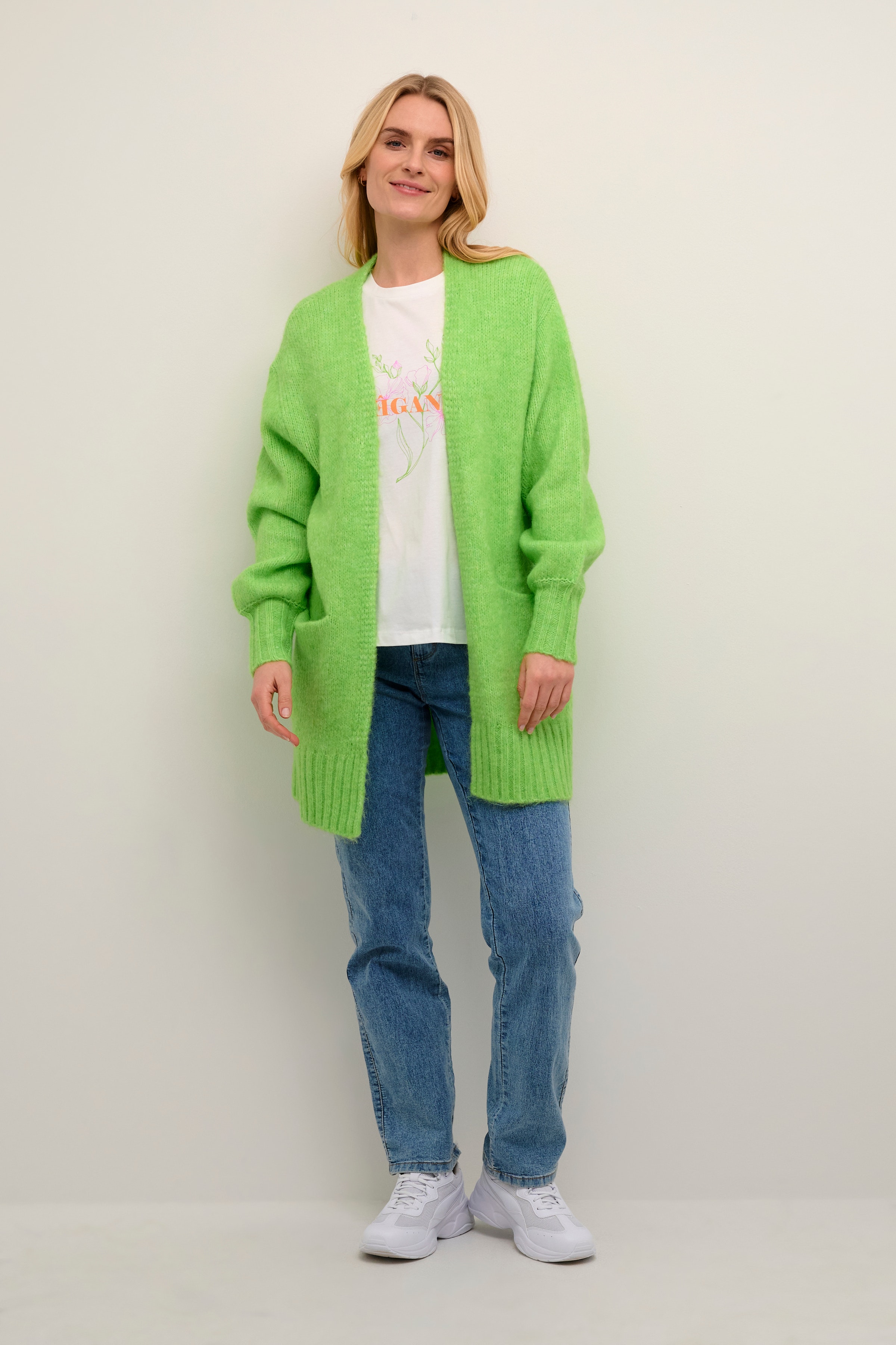 KAalioma Cardigan LOOKBOOK FRONT 10505567-1402321