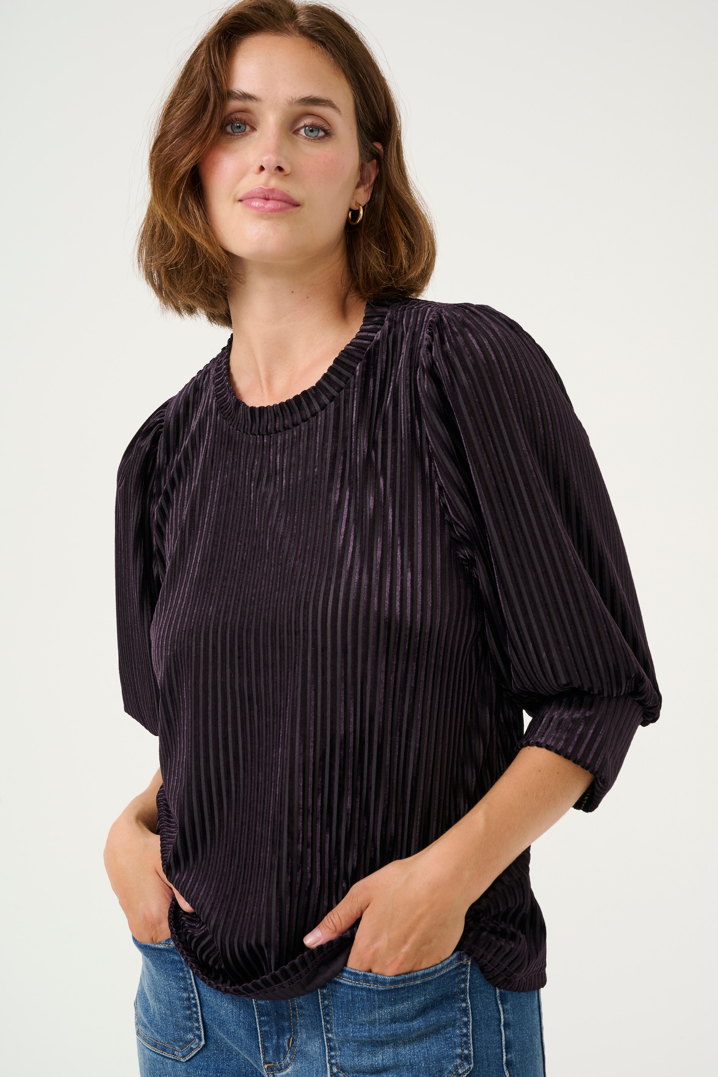 KAcaca Velour blouse LOOKBOOK DETAIL 10503887-107223