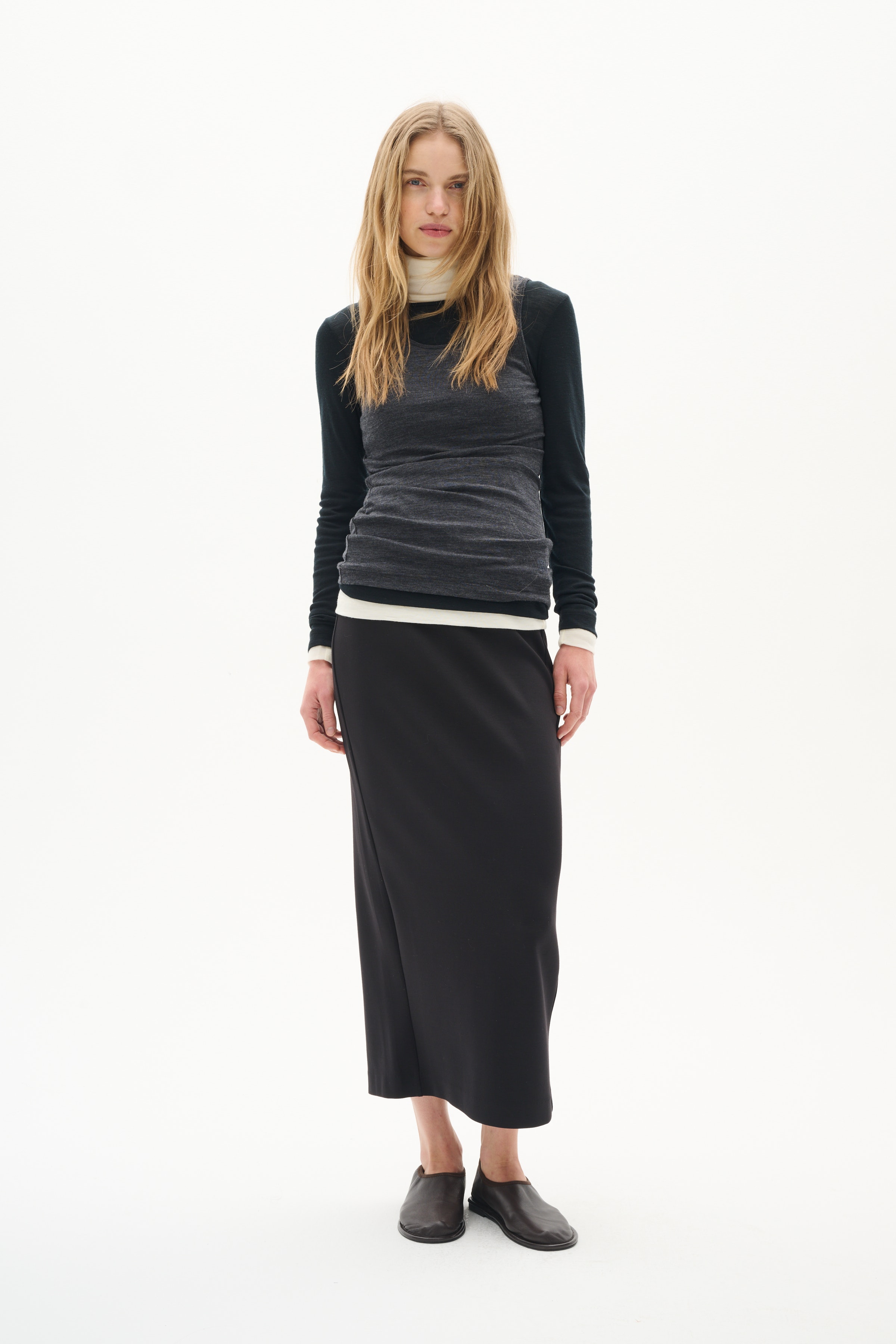 AidaIW Skirt LOOKBOOK FRONT 30109092-194008