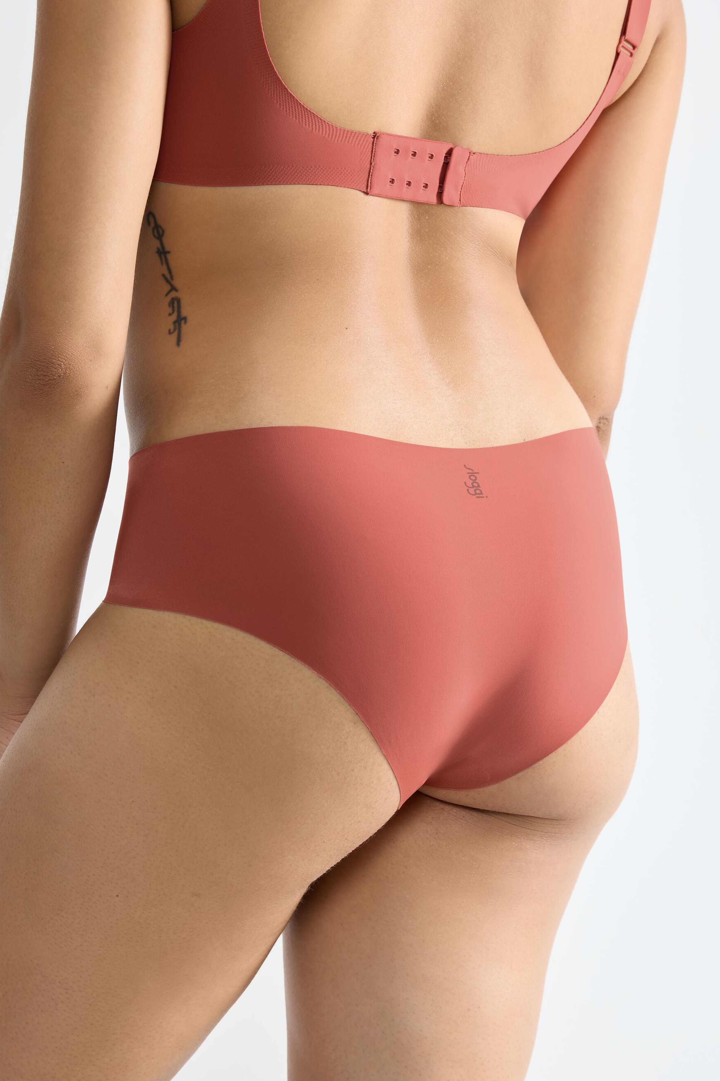 sloggiZERO-Feel Trosor LOOKBOOK BACK 40551604-400857