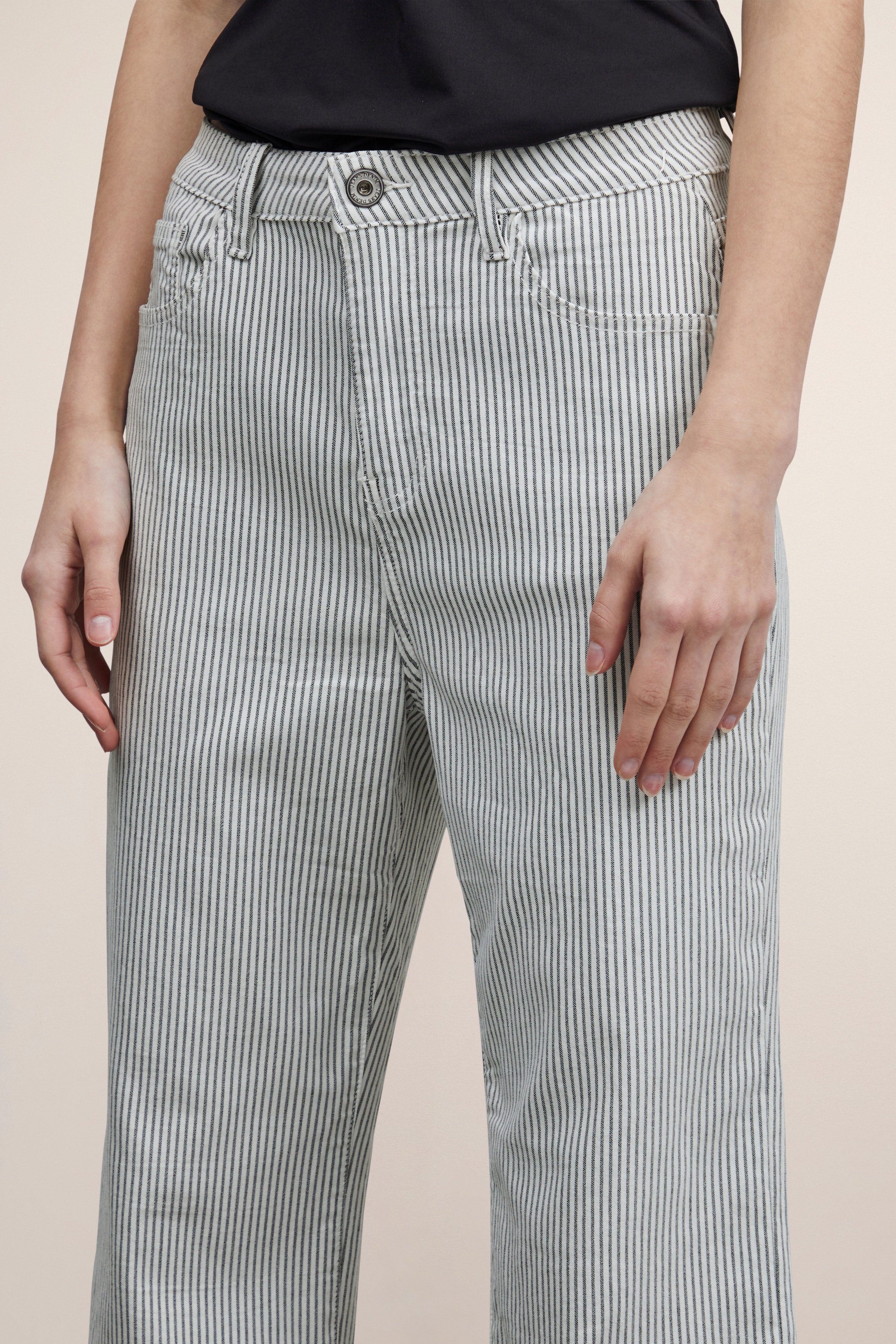 SBSTRIBEY Trousers LOOKBOOK DETAIL 22100149-110105