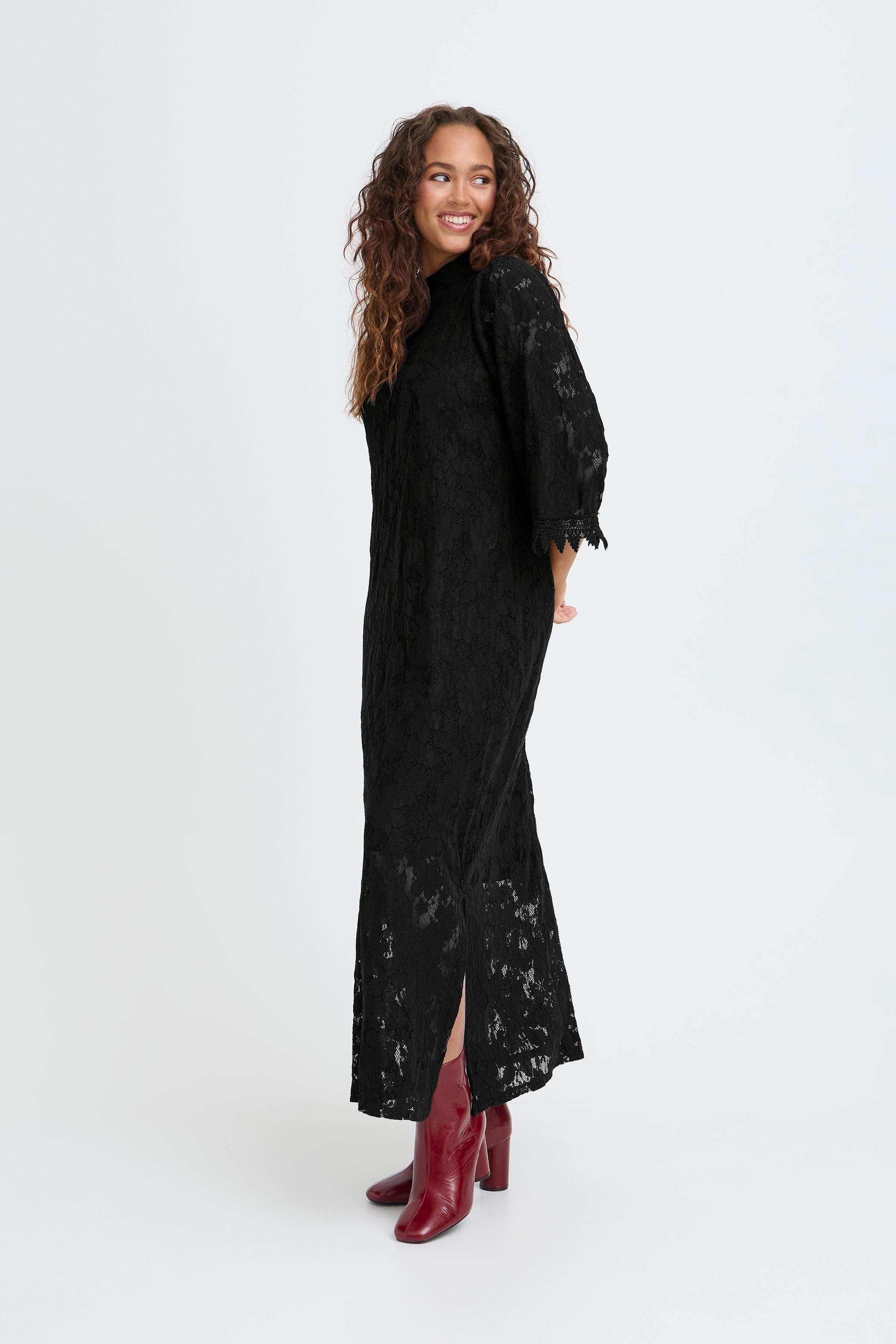 SBLAZERO Kjole LOOKBOOK FRONT 22101083-190303