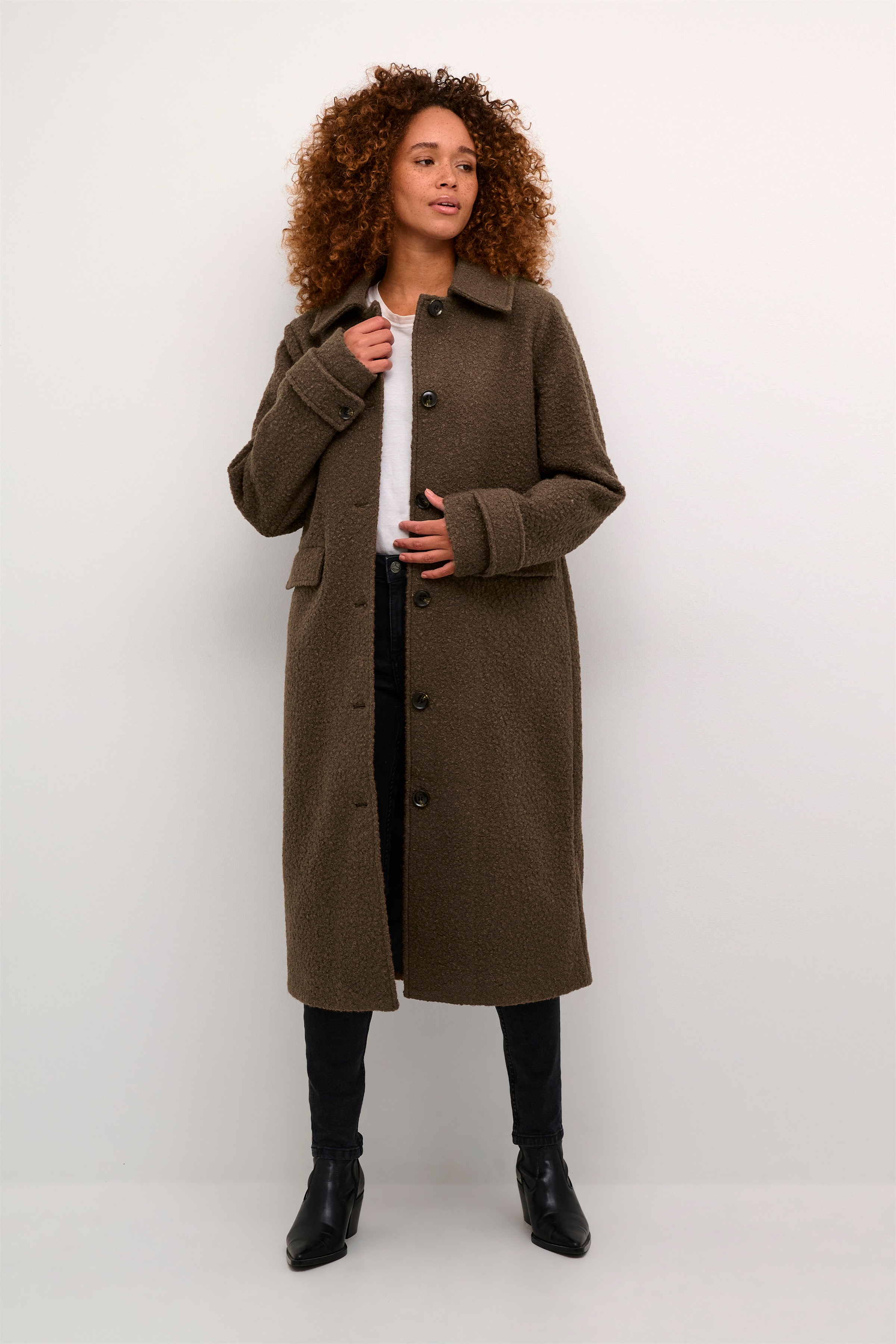 KAannelise Coat LOOKBOOK FRONT 10508770-191118