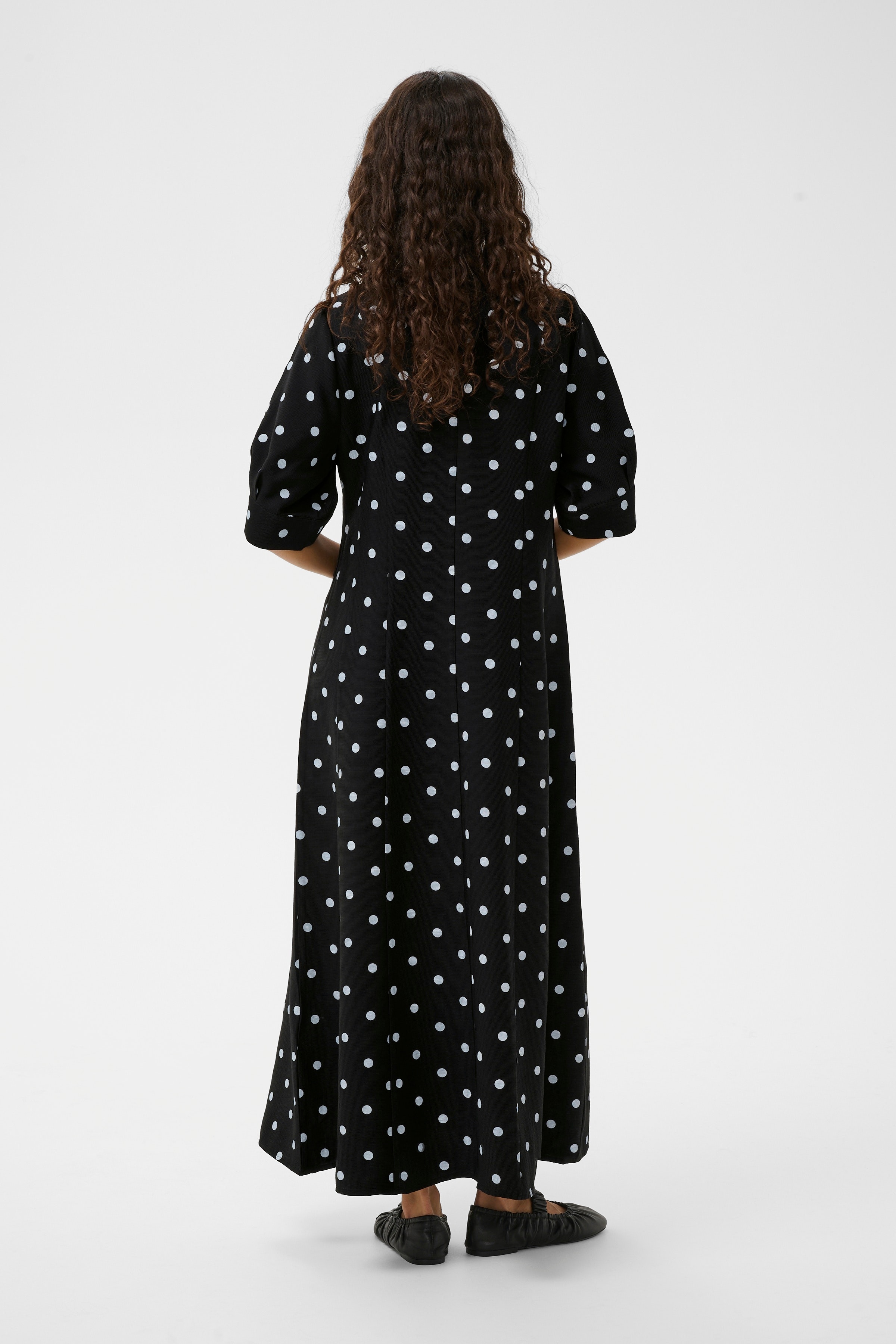 SLIdola Dress LOOKBOOK BACK 30409420-304858