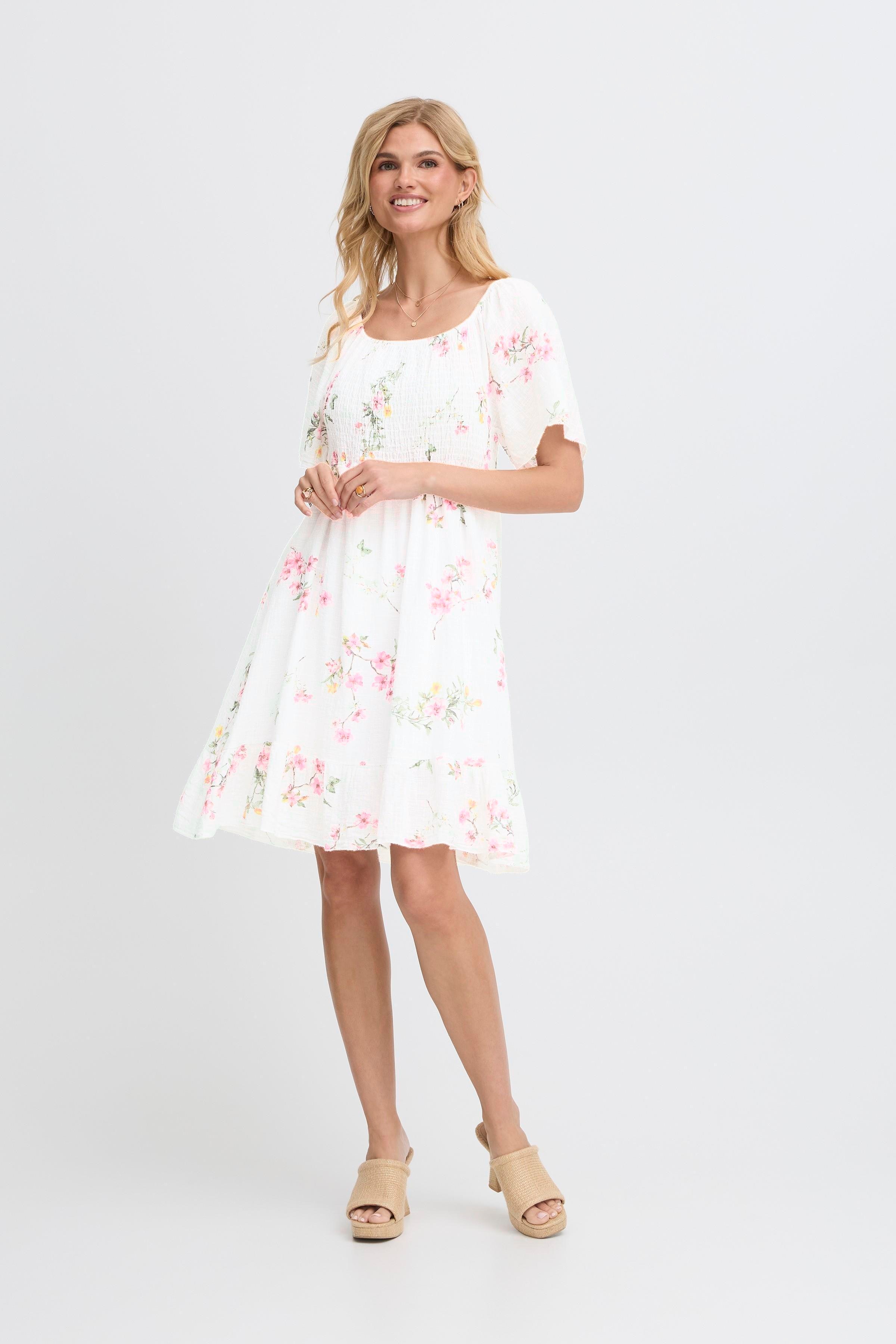 SBALEXA Kjole LOOKBOOK FRONT 22100968-110602