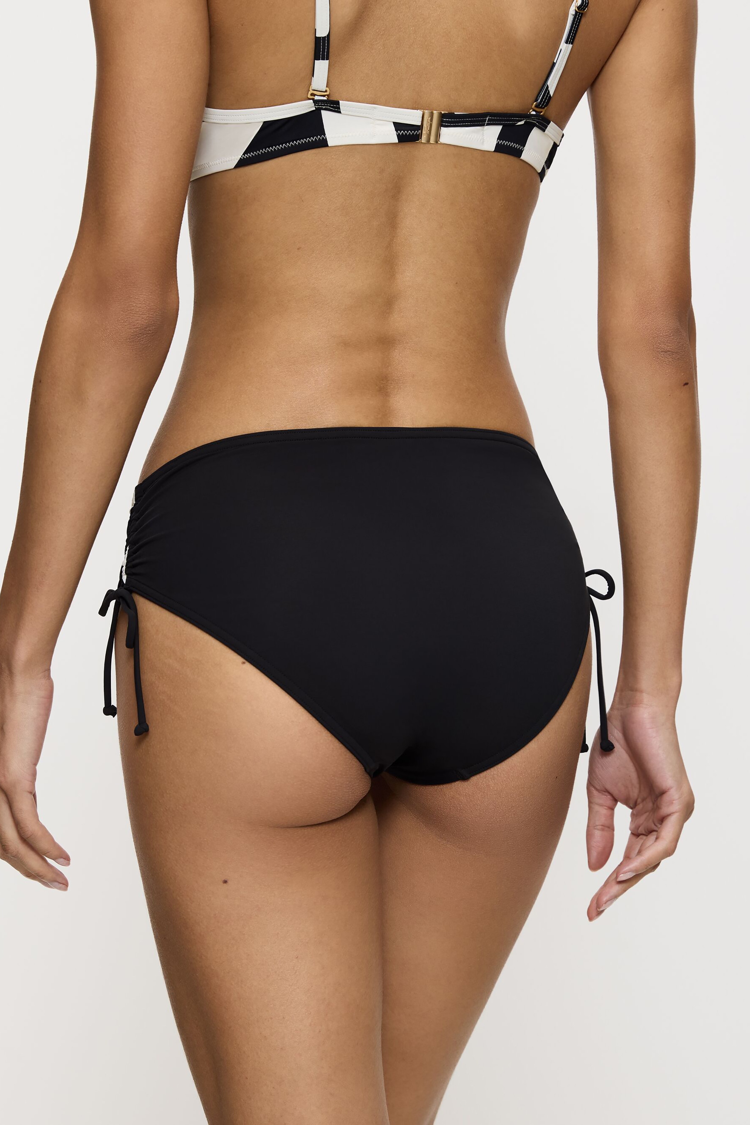 SummerAllure Bikini trusse LOOKBOOK BACK 40500256-TM016