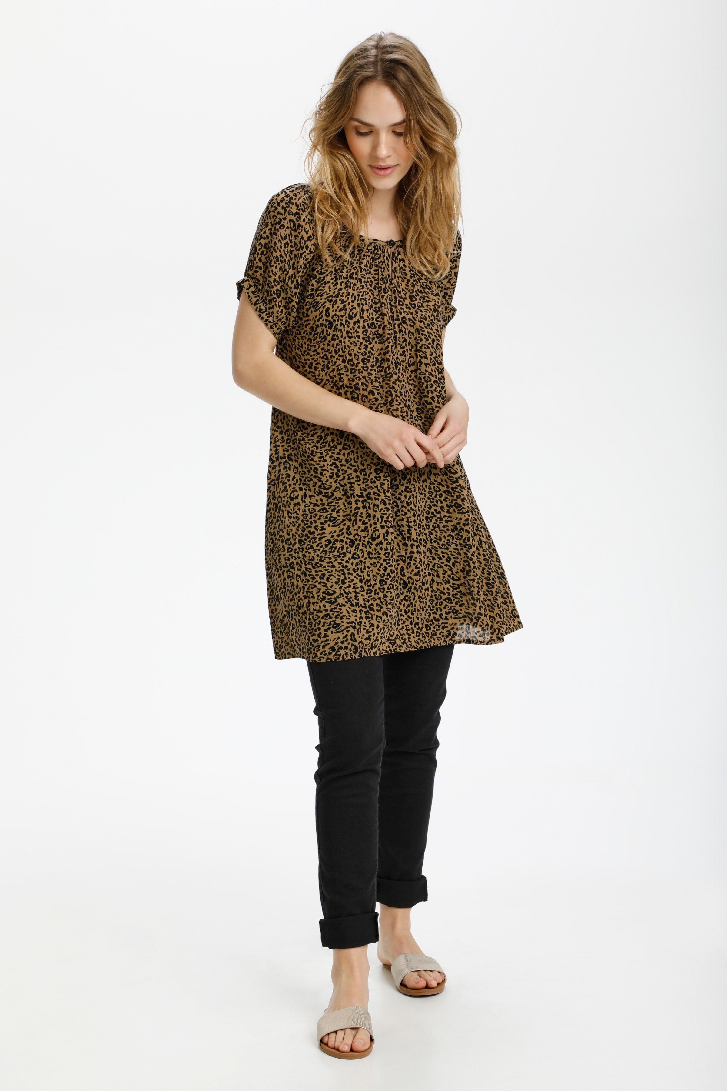 KAlera Amber Tunika LOOKBOOK FRONT 10505510-101664