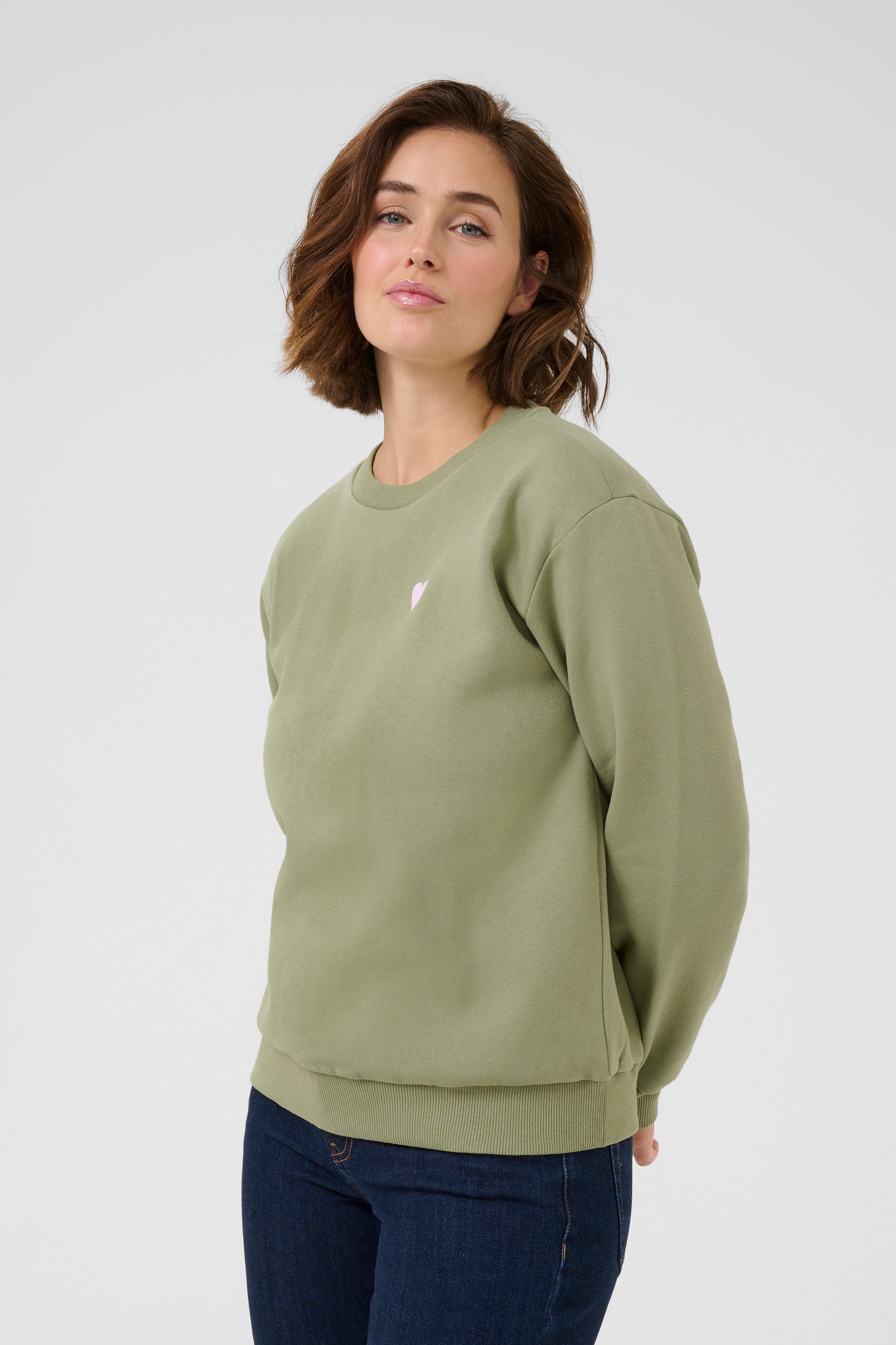 KAanne Sweatshirt LOOKBOOK FRONT 10510376-170115