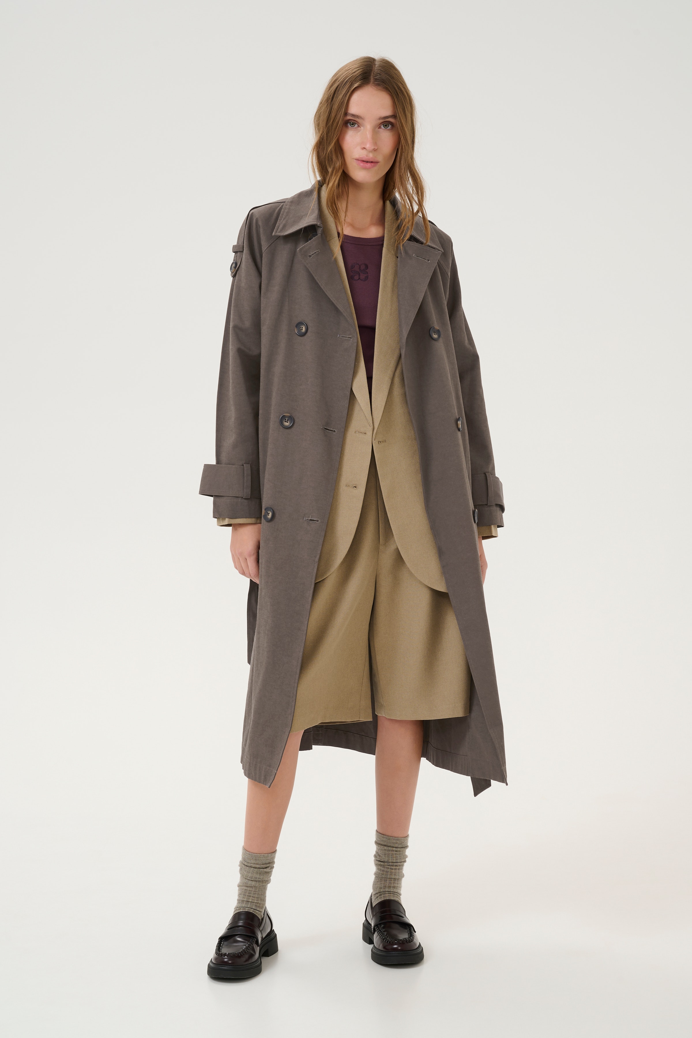 MiraMW Coat LOOKBOOK FRONT 10705026-190810