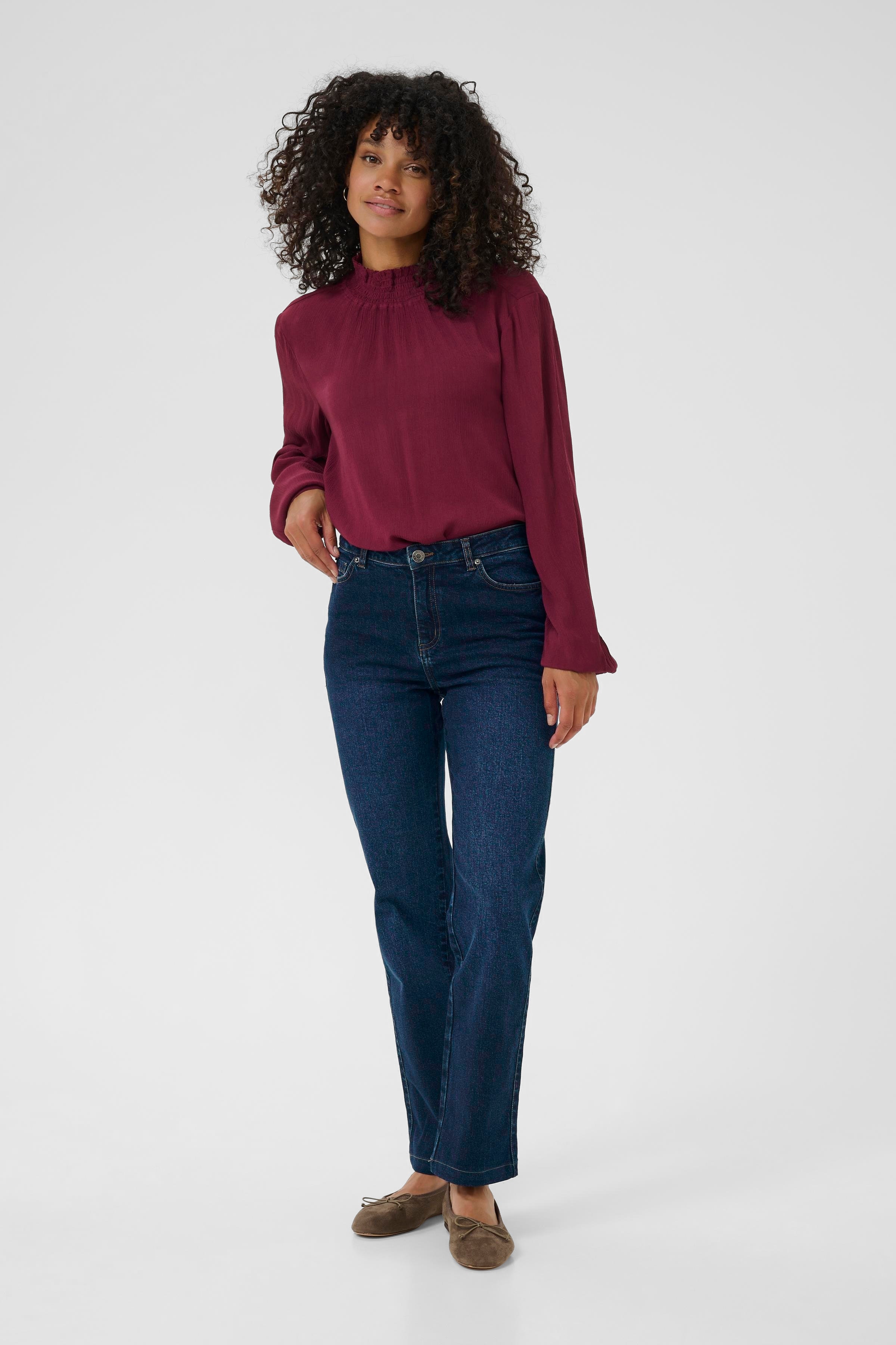 KAmaris Jeans LOOKBOOK FRONT 10510727-100316