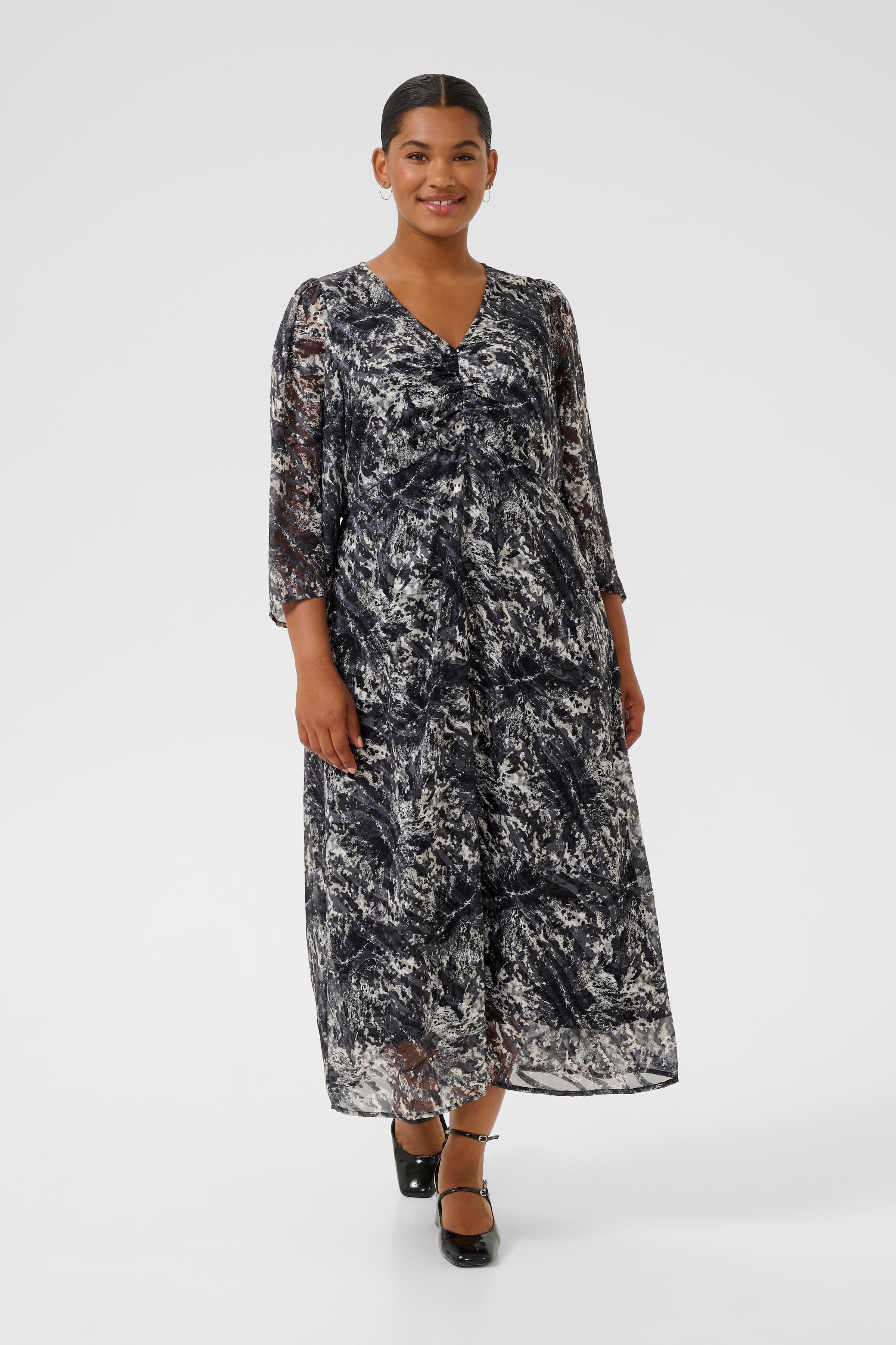 KCalicia Dress LOOKBOOK FRONT 10583692-108203