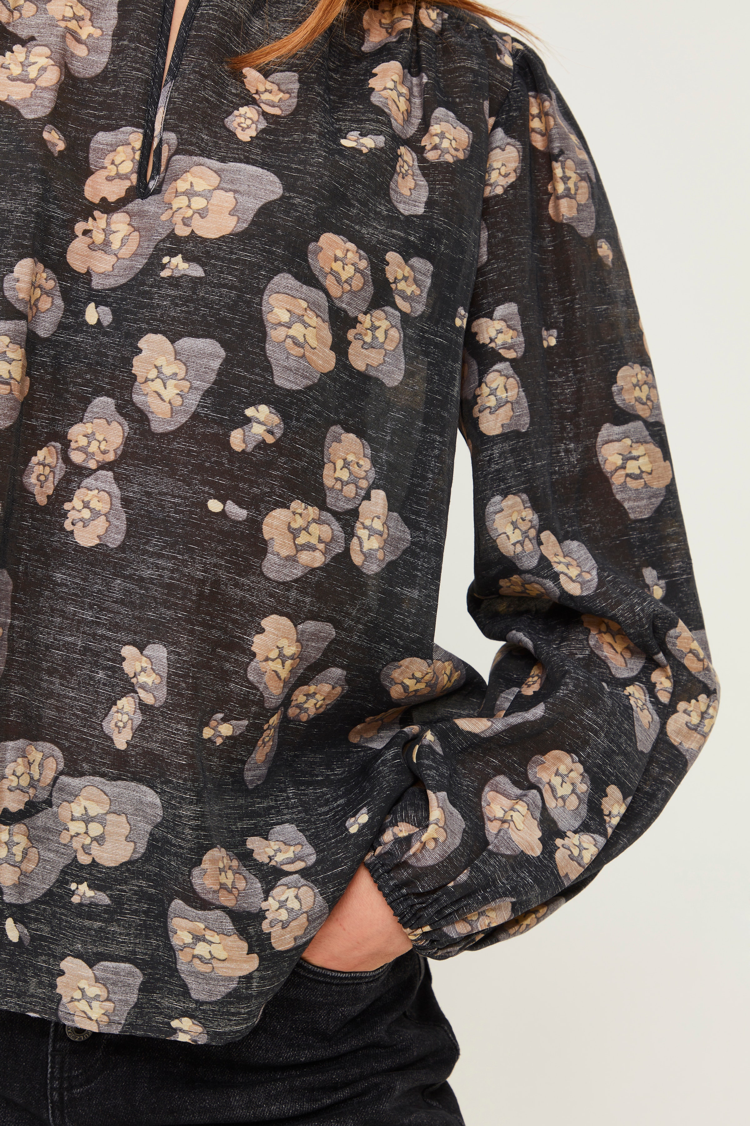 Långärmad blus LOOKBOOK DETAIL 50206173-200143