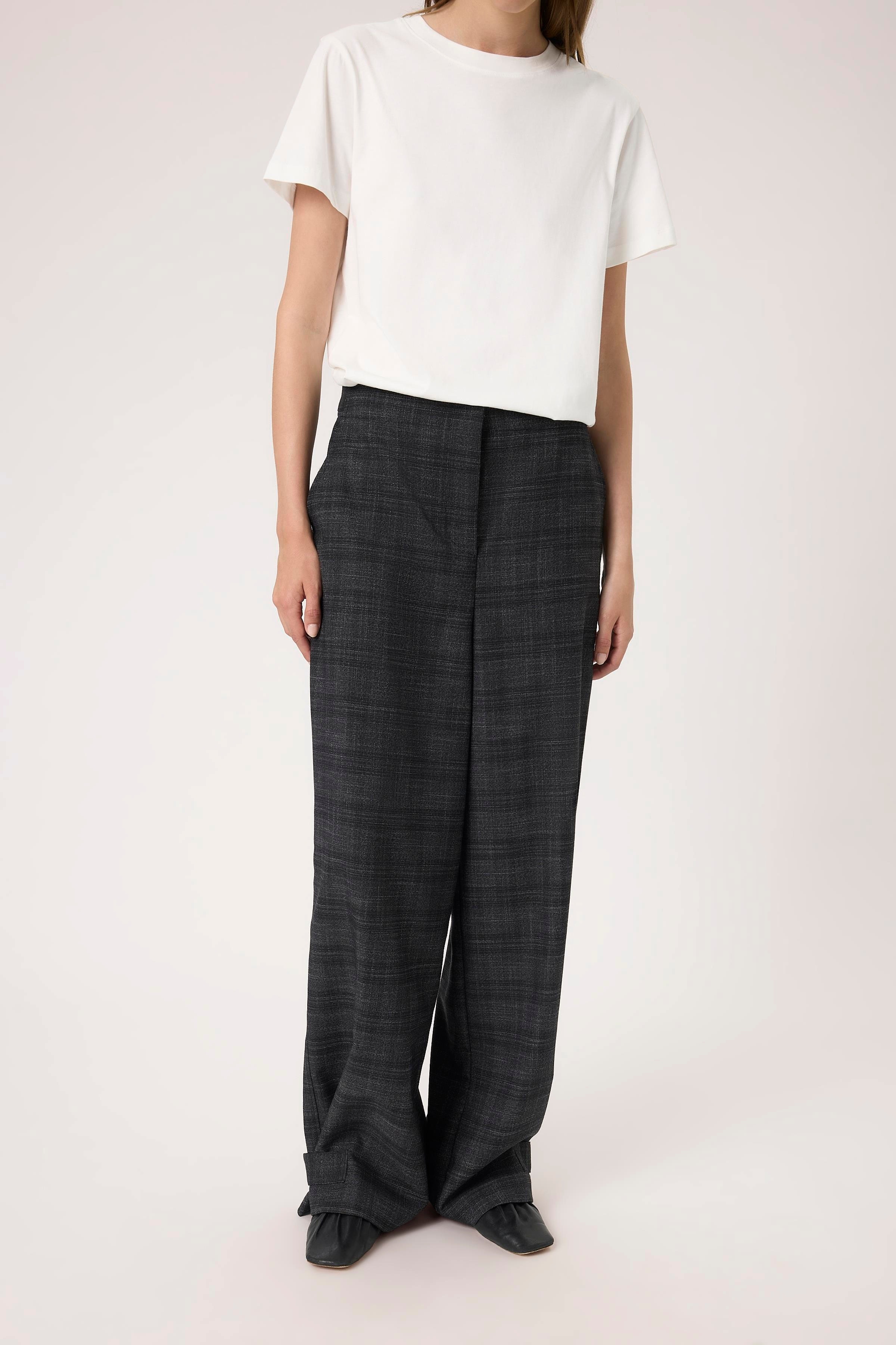 SLEvonne Hose LOOKBOOK FRONT 30408723-304333