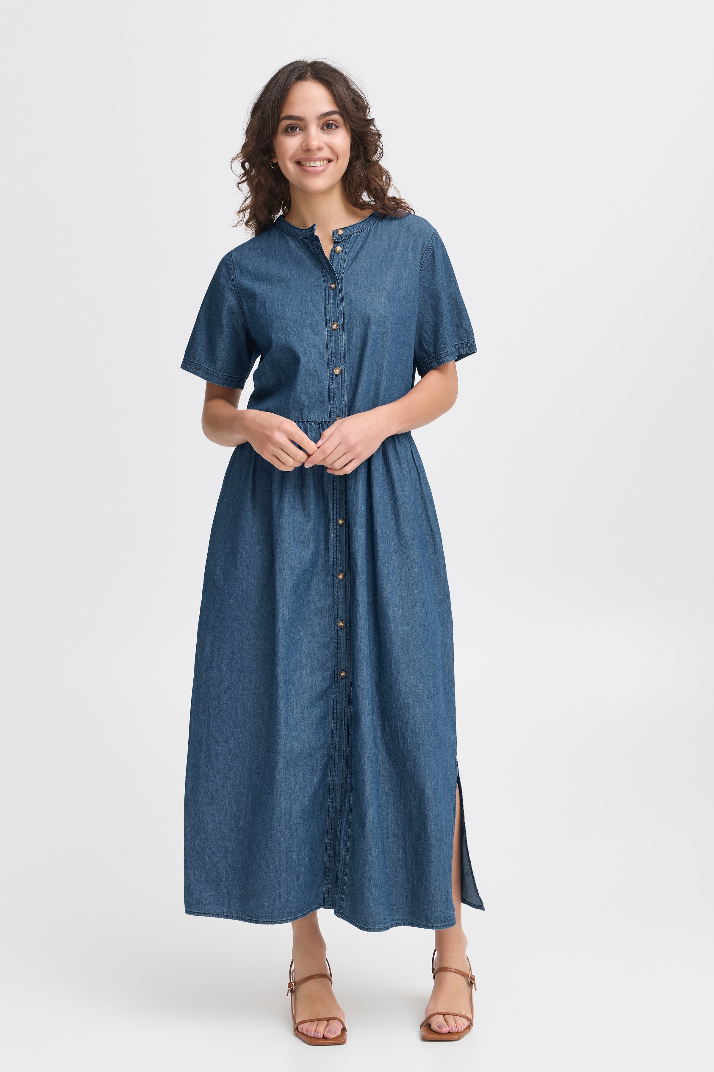 FRKINDRA Kjole LOOKBOOK FRONT 20615746-200077