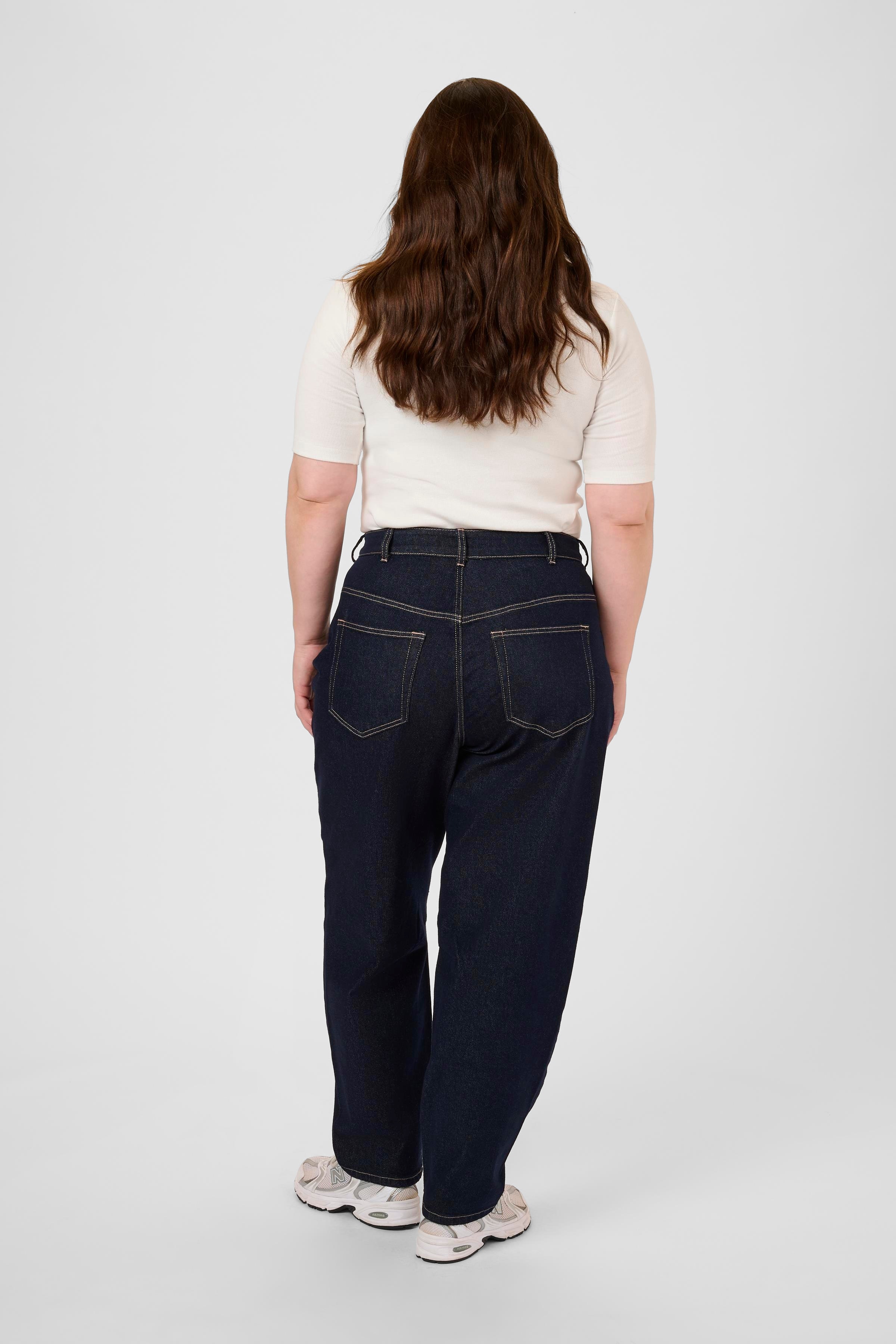 KCroria Jeans LOOKBOOK BACK 10584101-109243