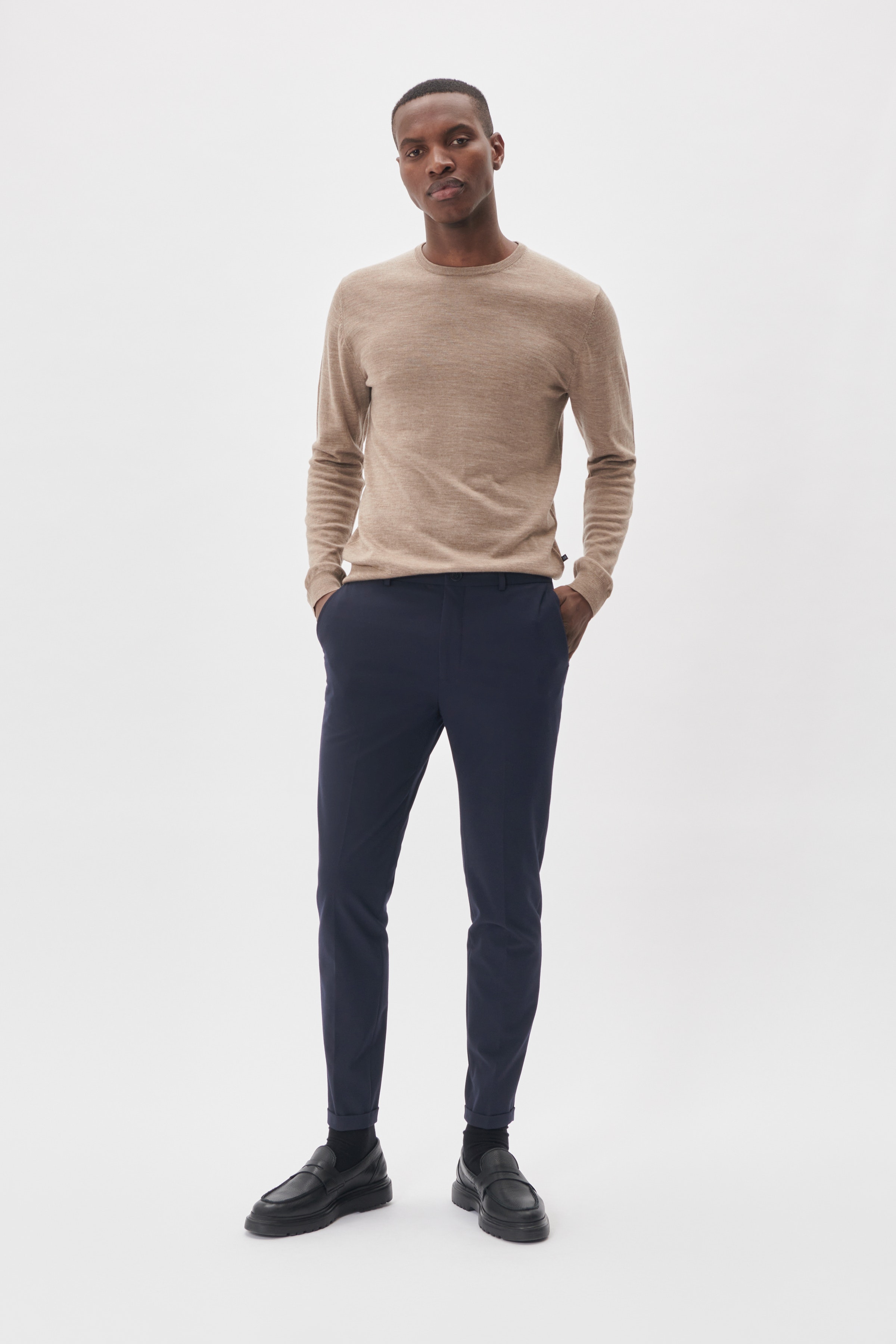 MAliam Bukser LOOKBOOK FRONT 30205157-194011