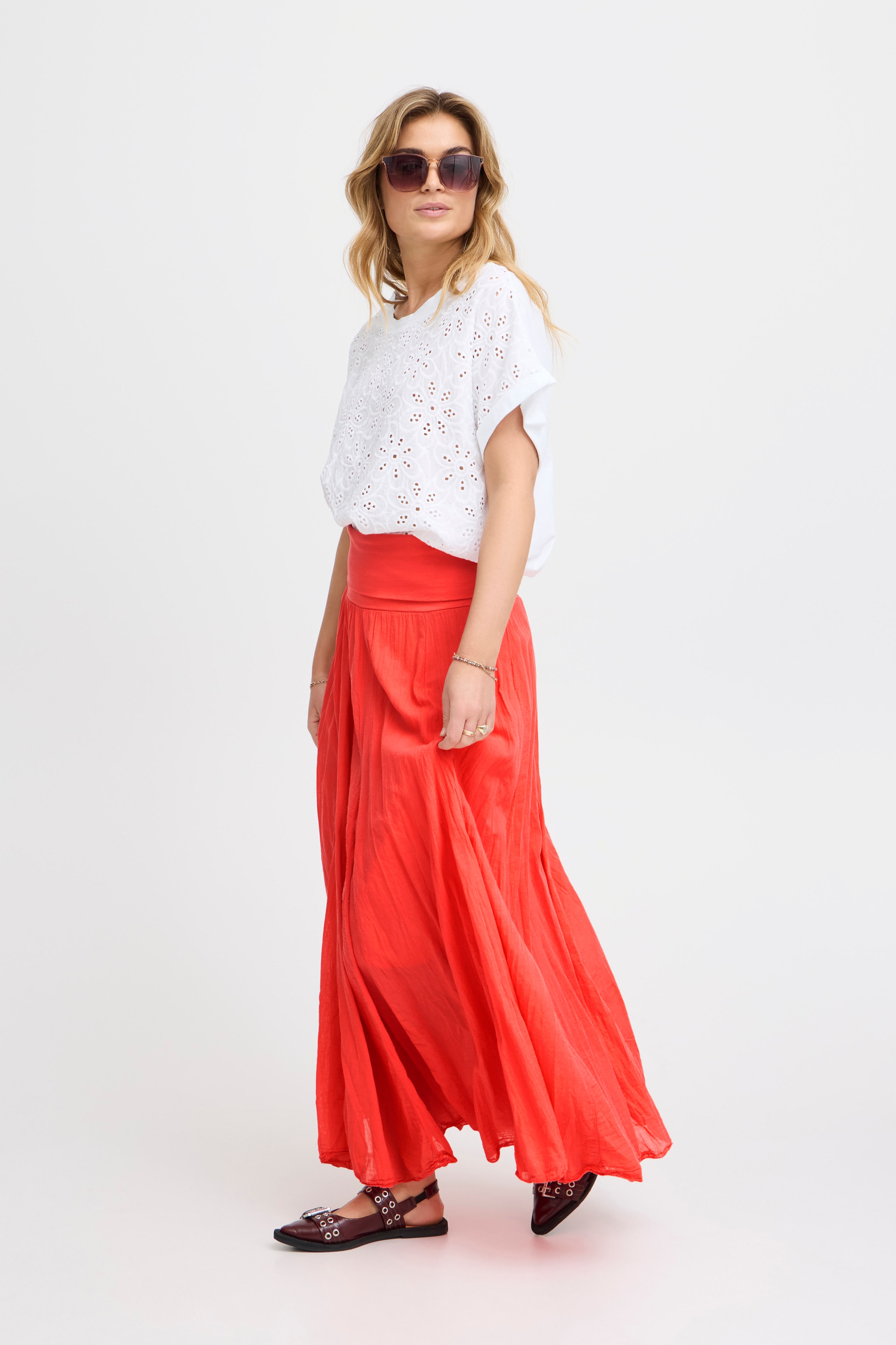 SBMUSE Skirt LOOKBOOK FRONT 22100179-171643