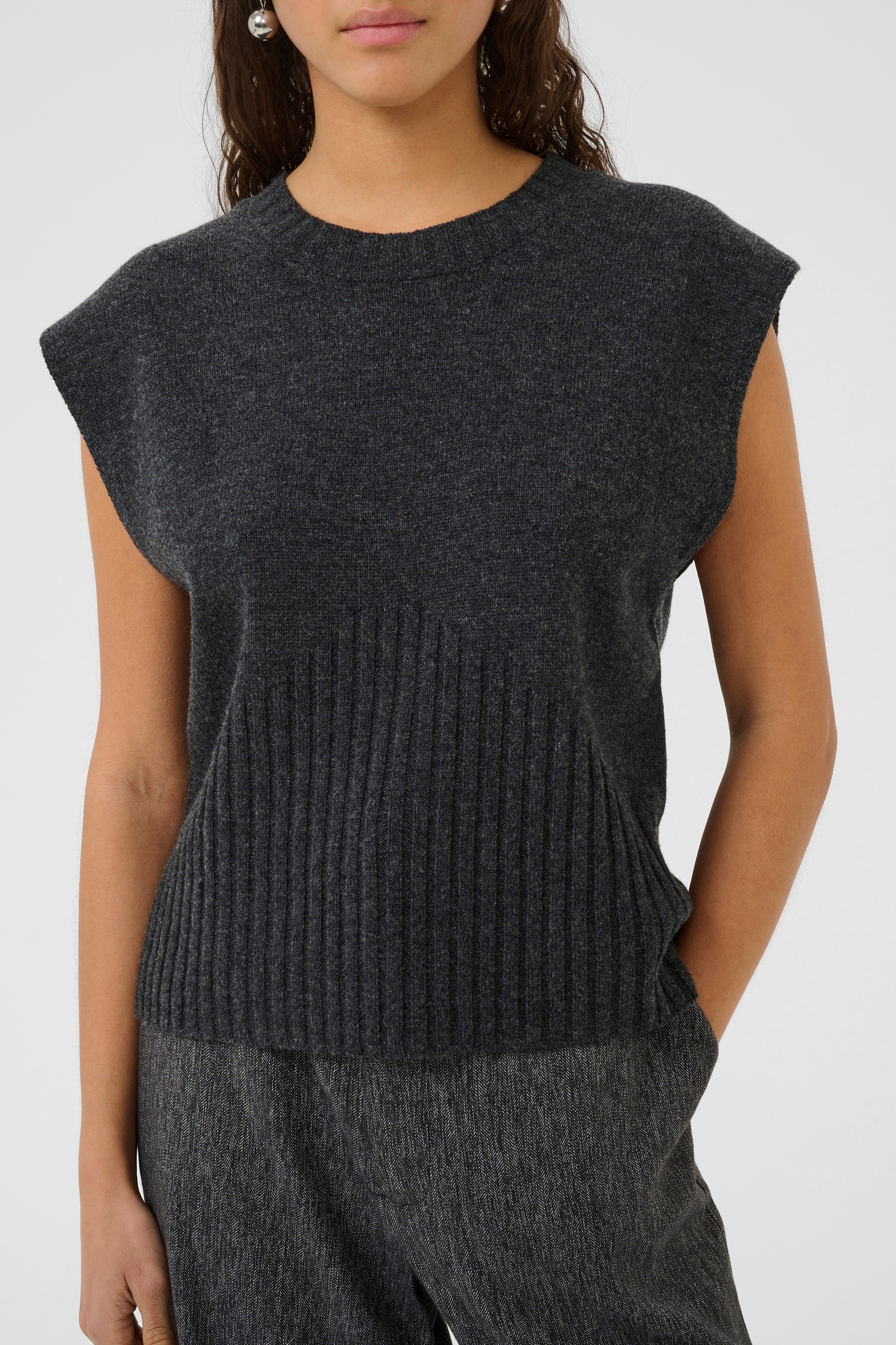 KBBerenice Weste LOOKBOOK FRONT 10105676-103422
