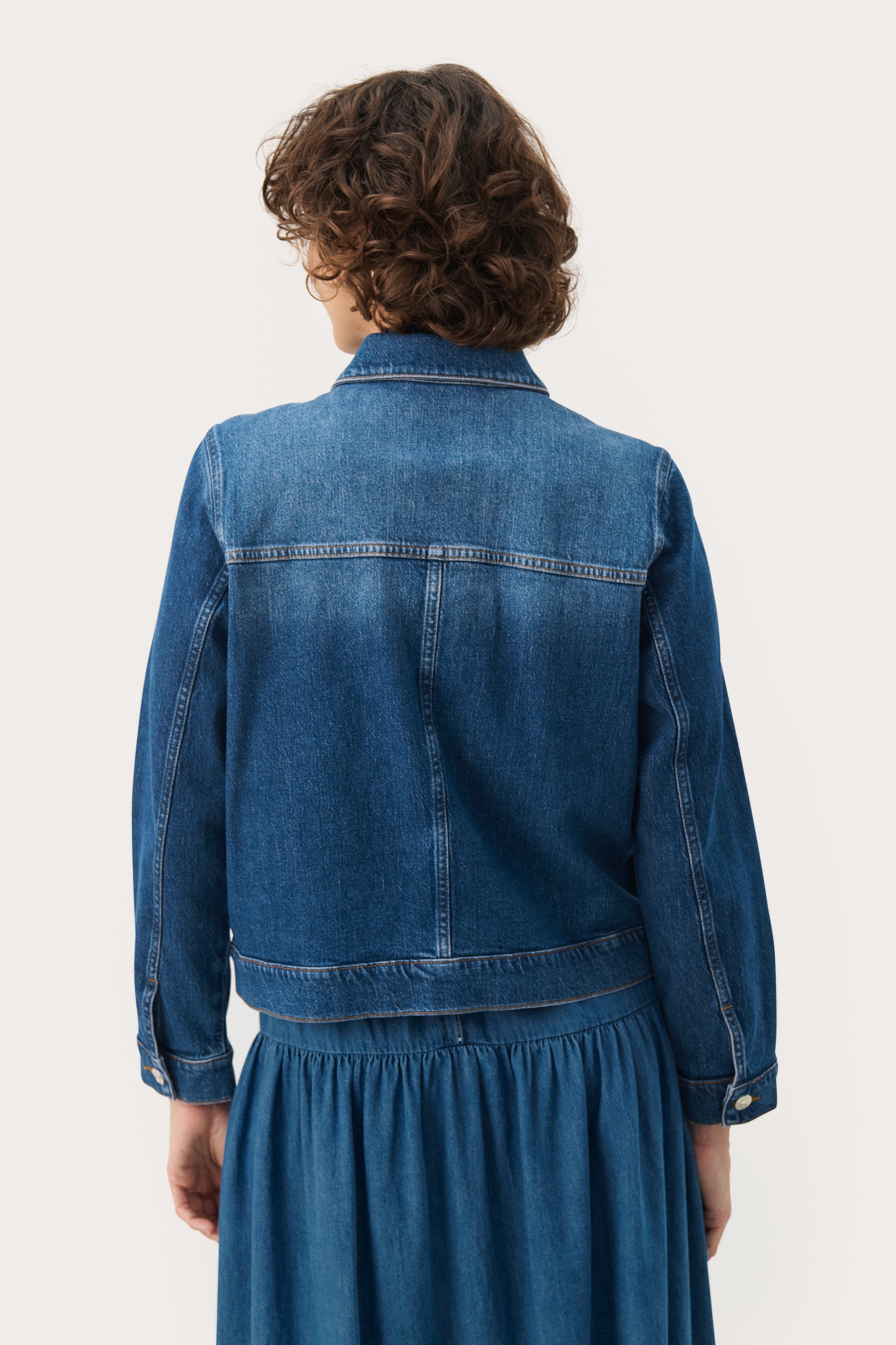 NanniePW Causal Denim Jas LOOKBOOK BACK 30309338-300156