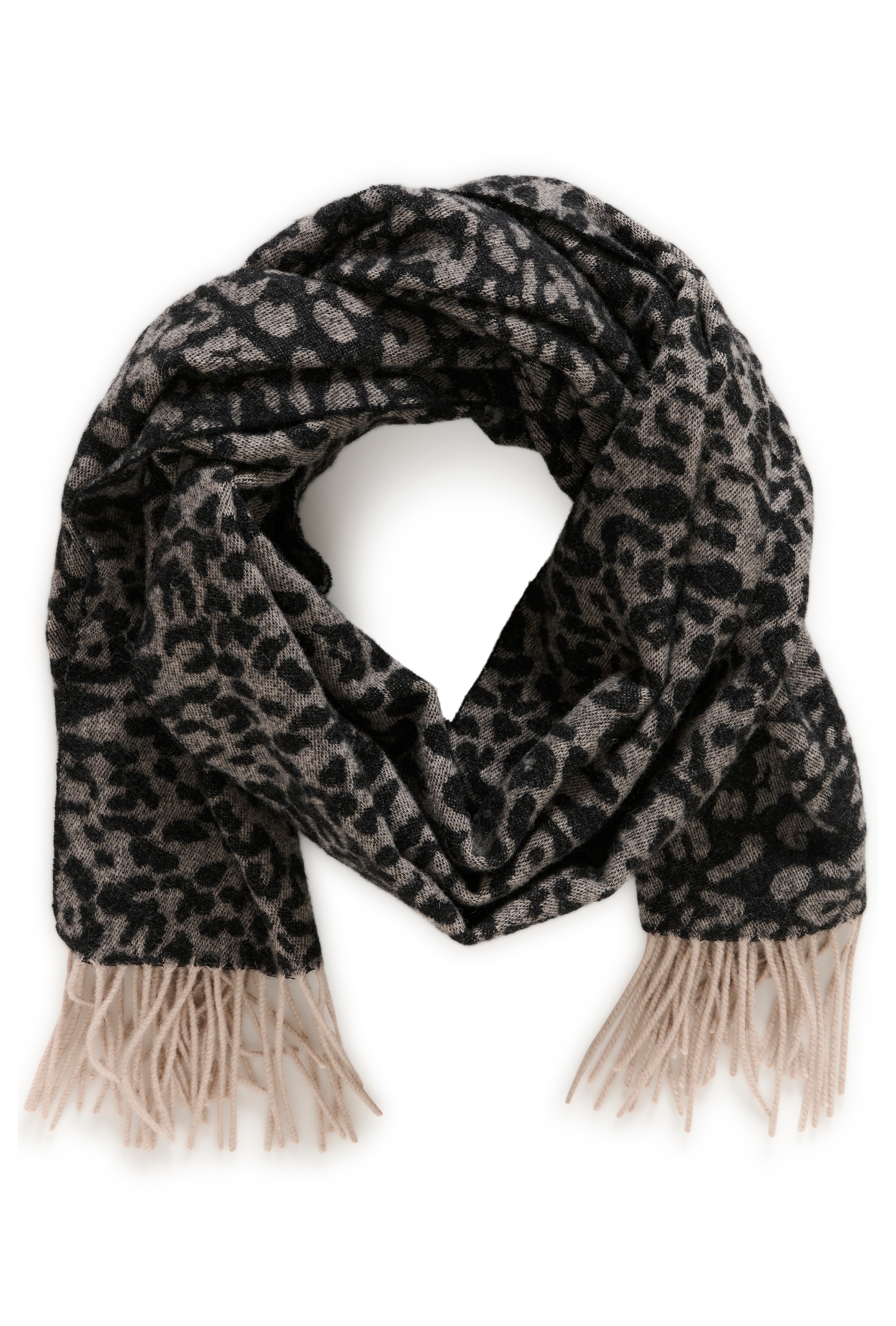 KithaPW Scarf LOOKBOOK DETAIL 30309939-303997
