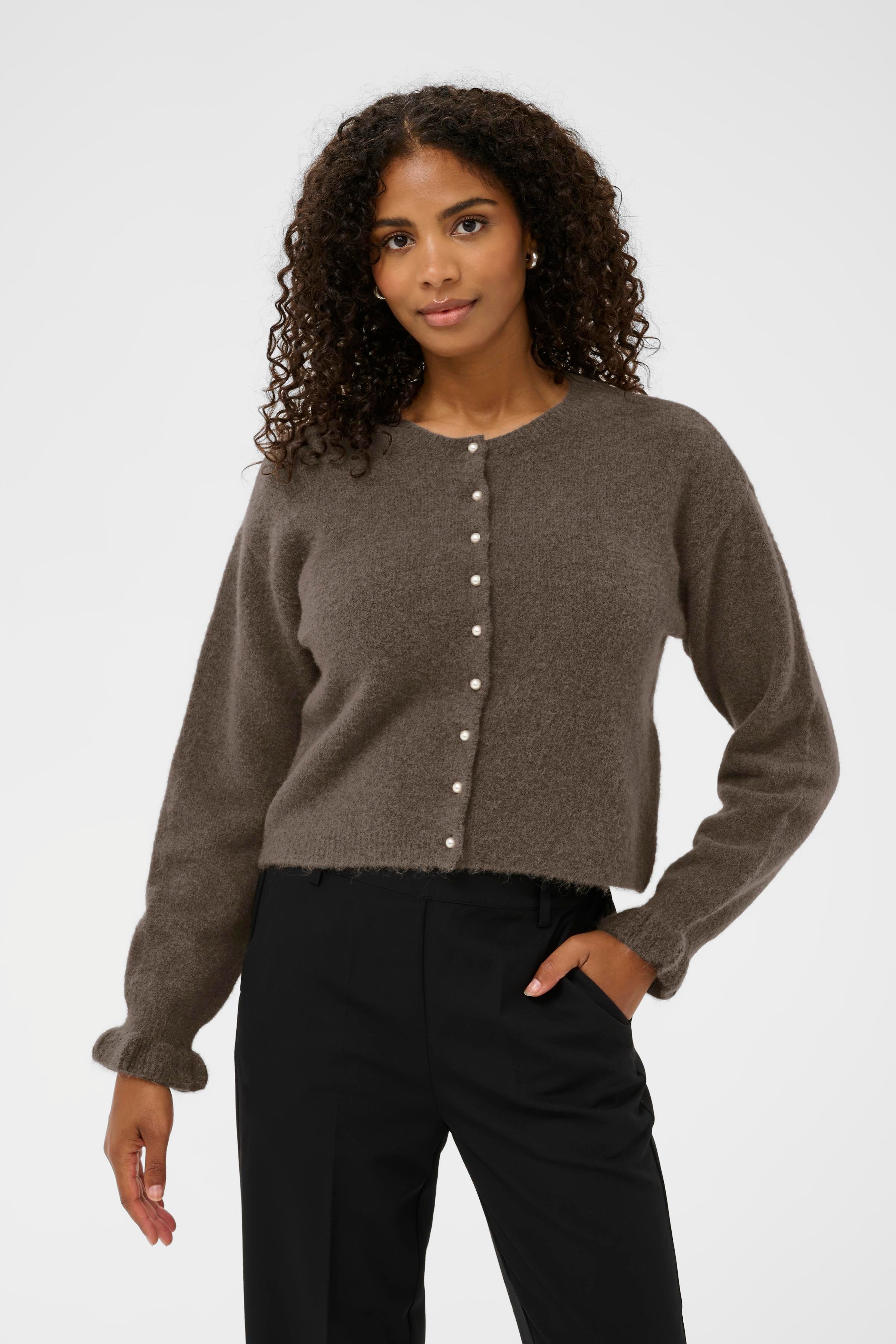 KAcourson Cardigan LOOKBOOK FRONT 10510966-190808