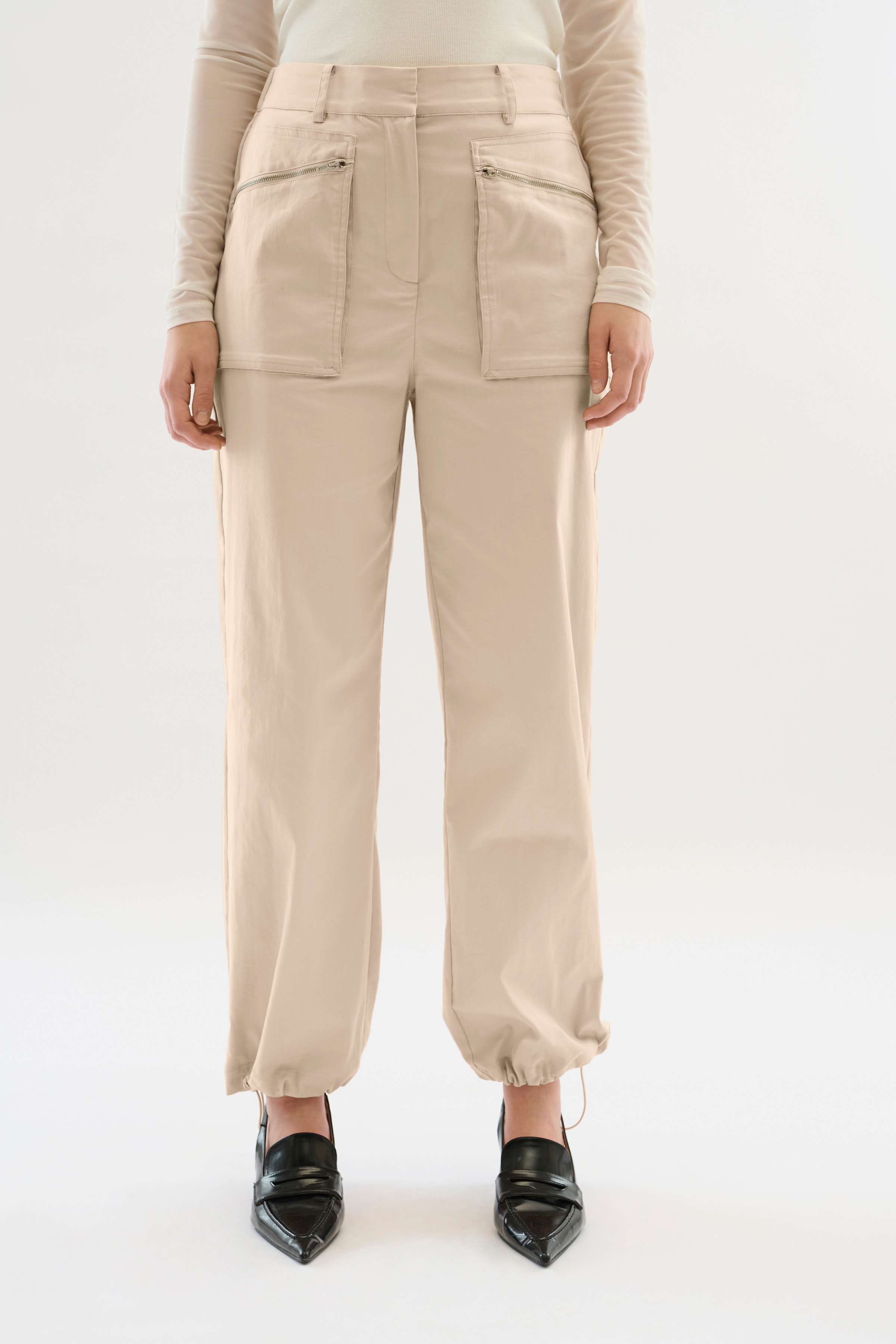 MaddieKB Trousers LOOKBOOK FRONT 10104748-141106