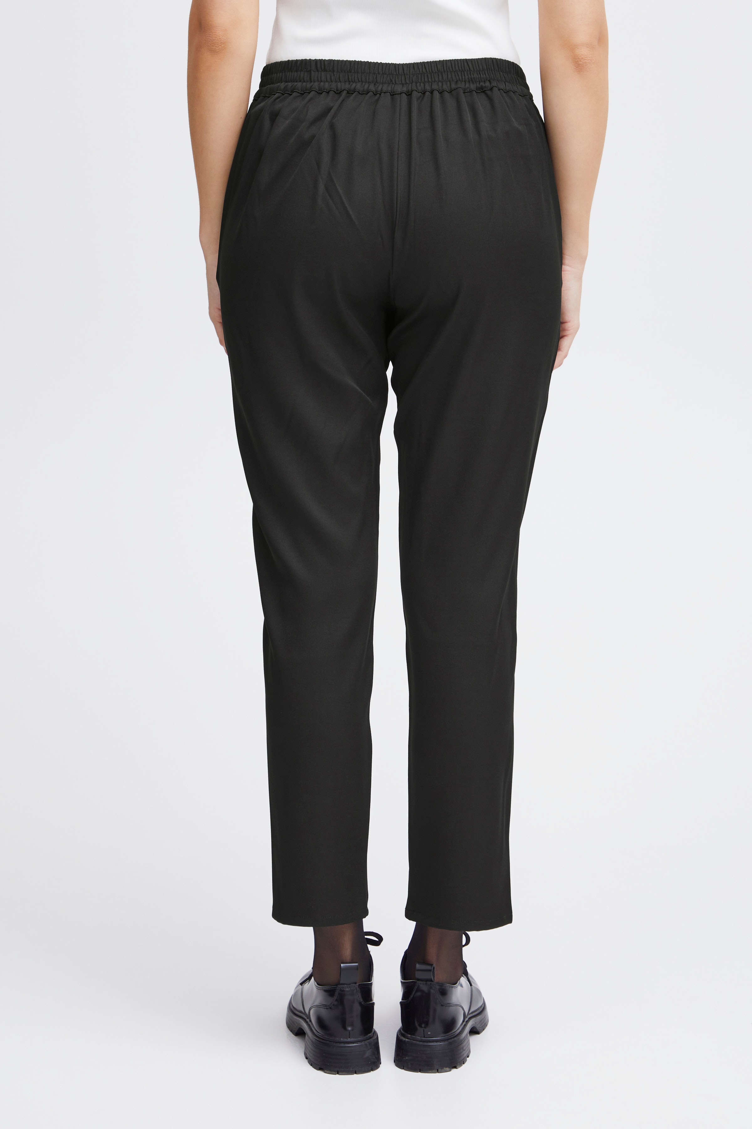 FRPAMILA Trousers LOOKBOOK FRONT 20613802-200113