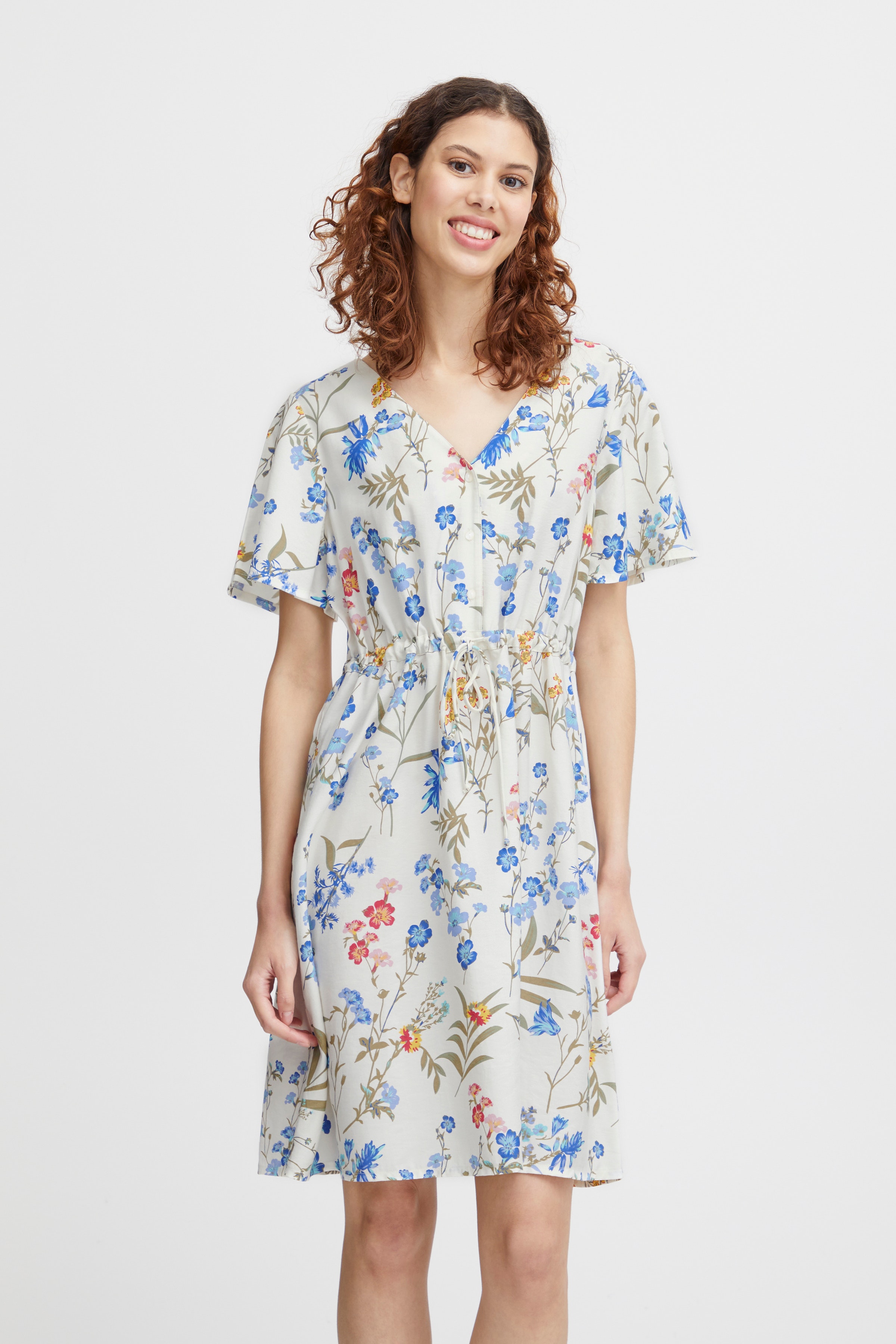 BYIMILDA Kjole LOOKBOOK FRONT 20815090-202911